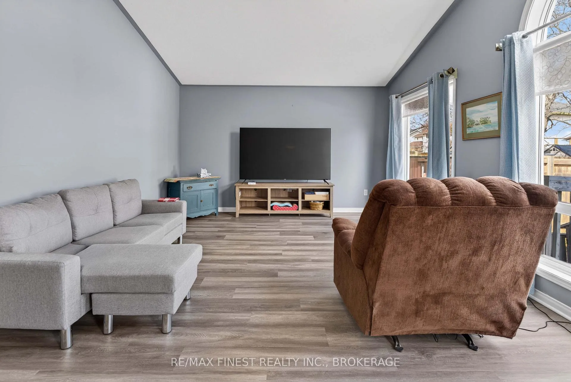 Photo 10 of 430 Fieldstone Drive, Kingston, Kingston East (Incl Barret Crt) — HOMEH
