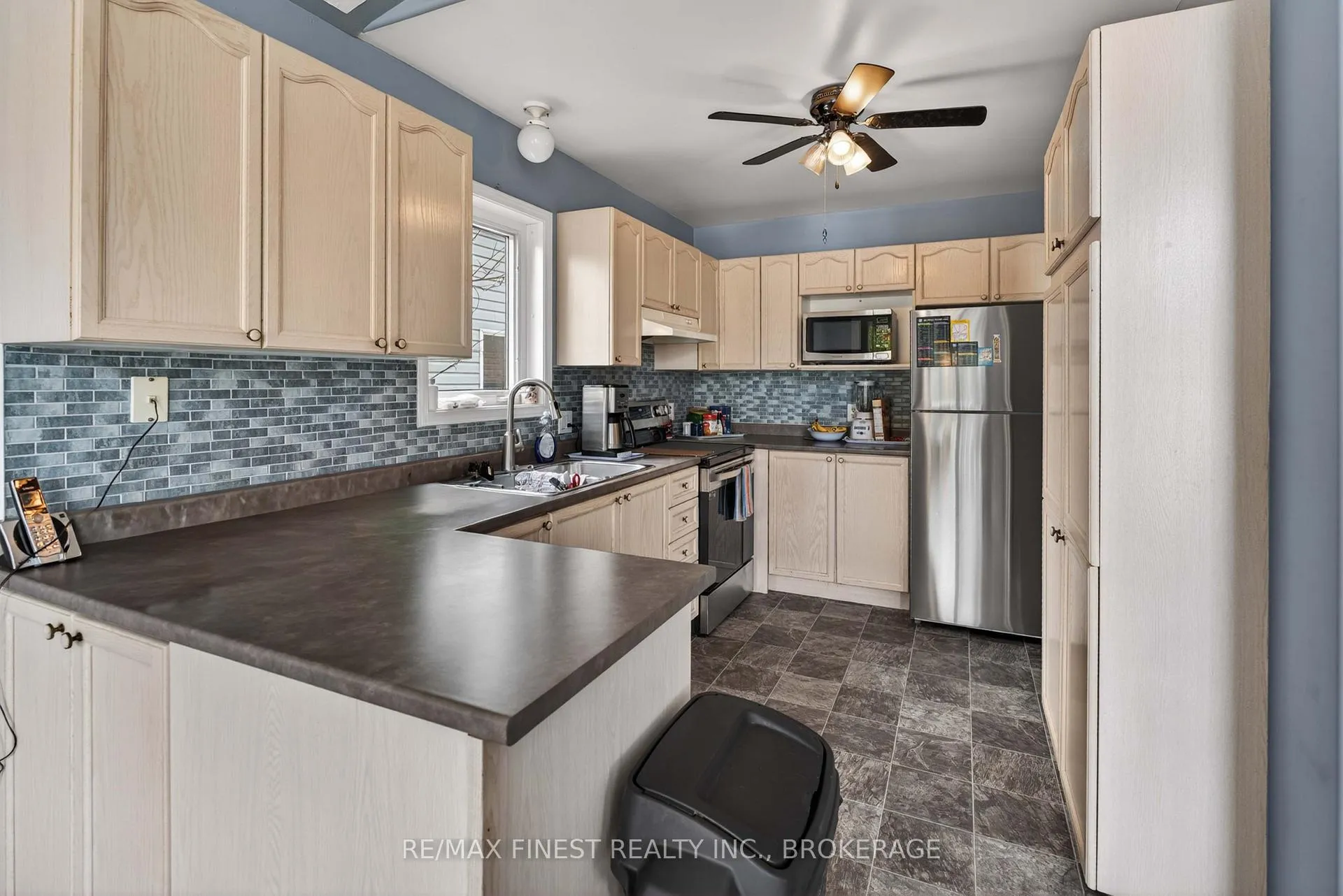 Photo 14 of 430 Fieldstone Drive, Kingston, Kingston East (Incl Barret Crt) — HOMEH
