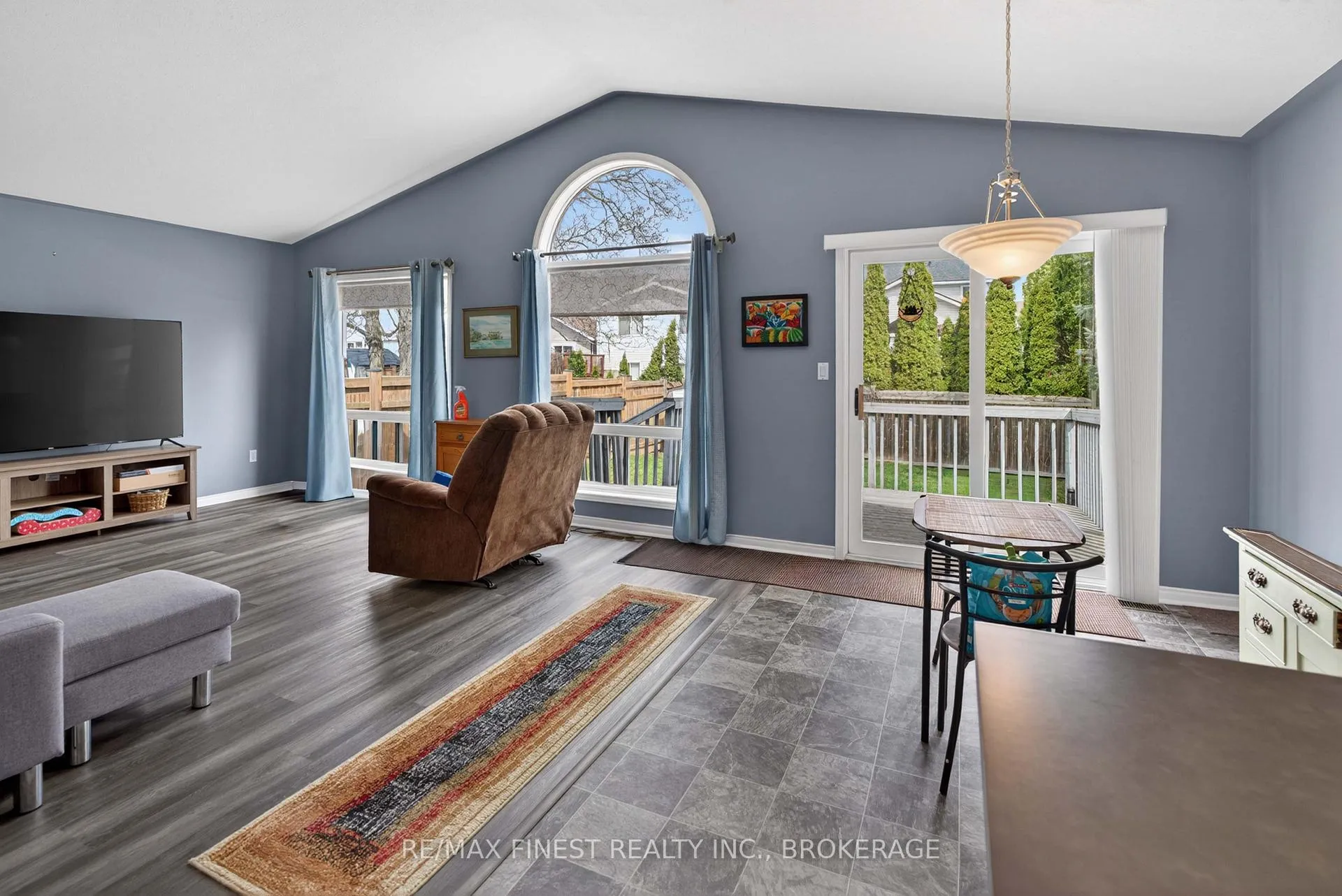Photo 18 of 430 Fieldstone Drive, Kingston, Kingston East (Incl Barret Crt) — HOMEH