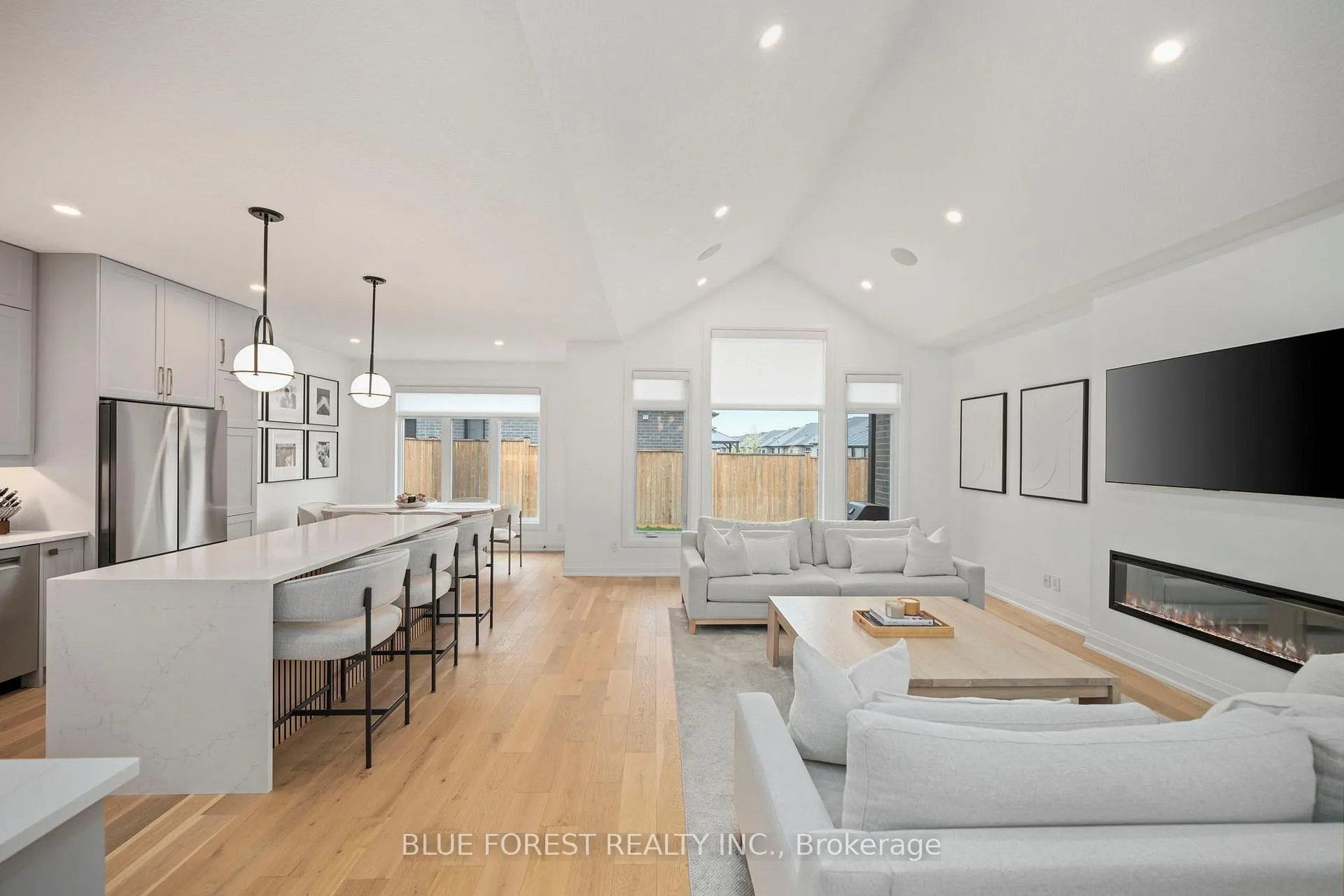 Photo 10 of Unit 52, 383 Daventry Way, Middlesex Centre, Rural Middlesex Centre — HOMEH