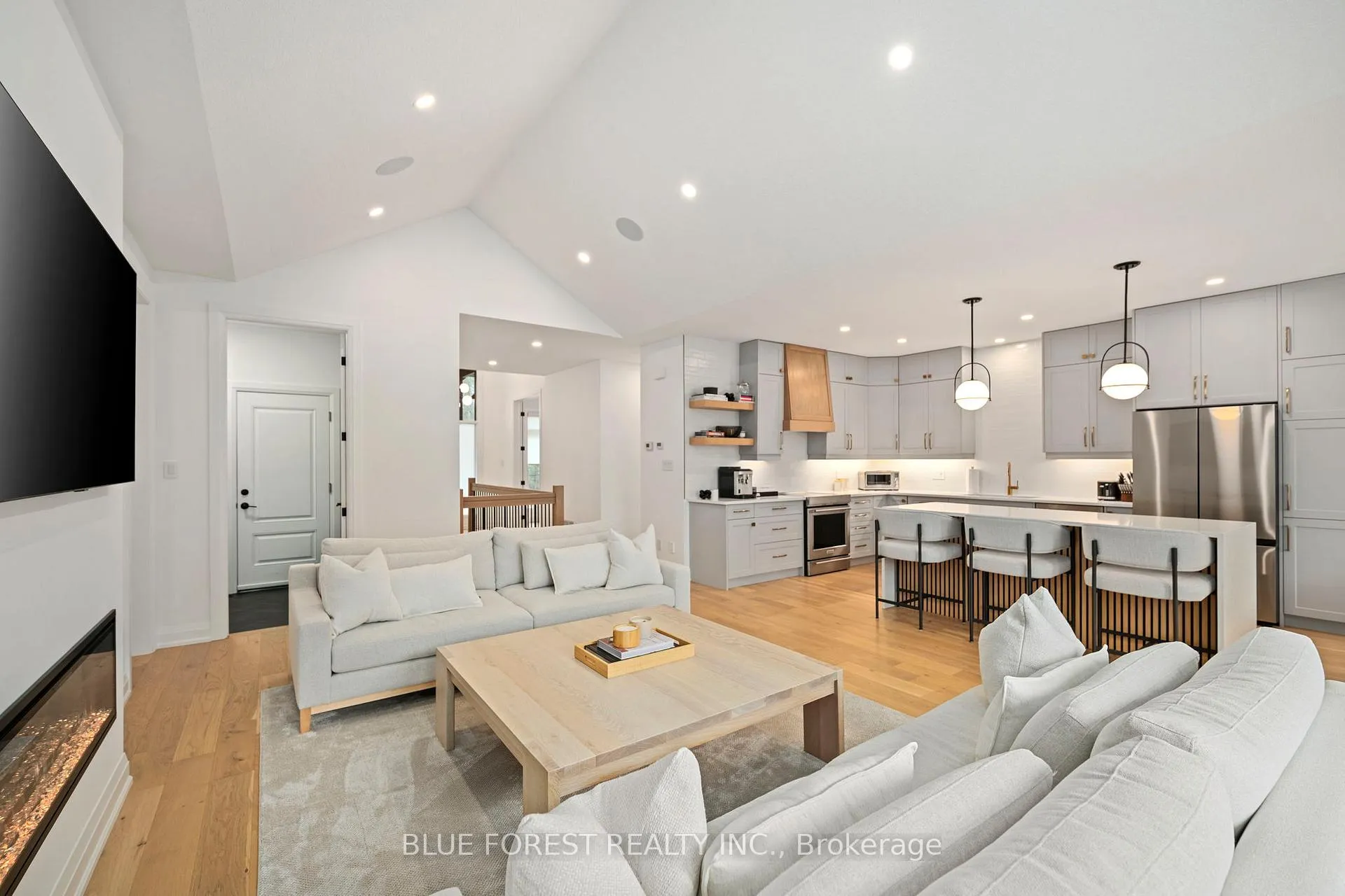 Photo 18 of Unit 52, 383 Daventry Way, Middlesex Centre, Rural Middlesex Centre — HOMEH