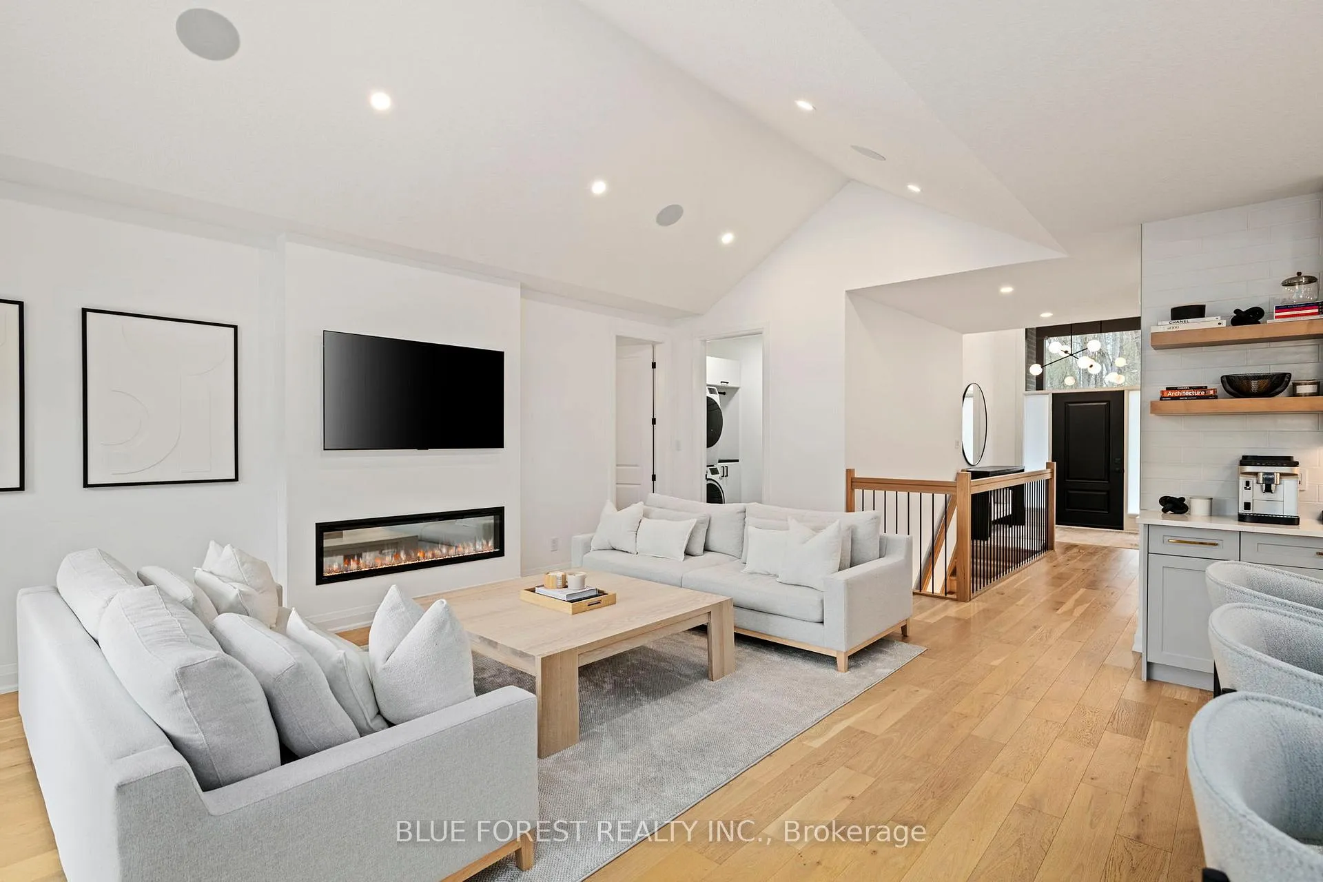 Photo 19 of Unit 52, 383 Daventry Way, Middlesex Centre, Rural Middlesex Centre — HOMEH