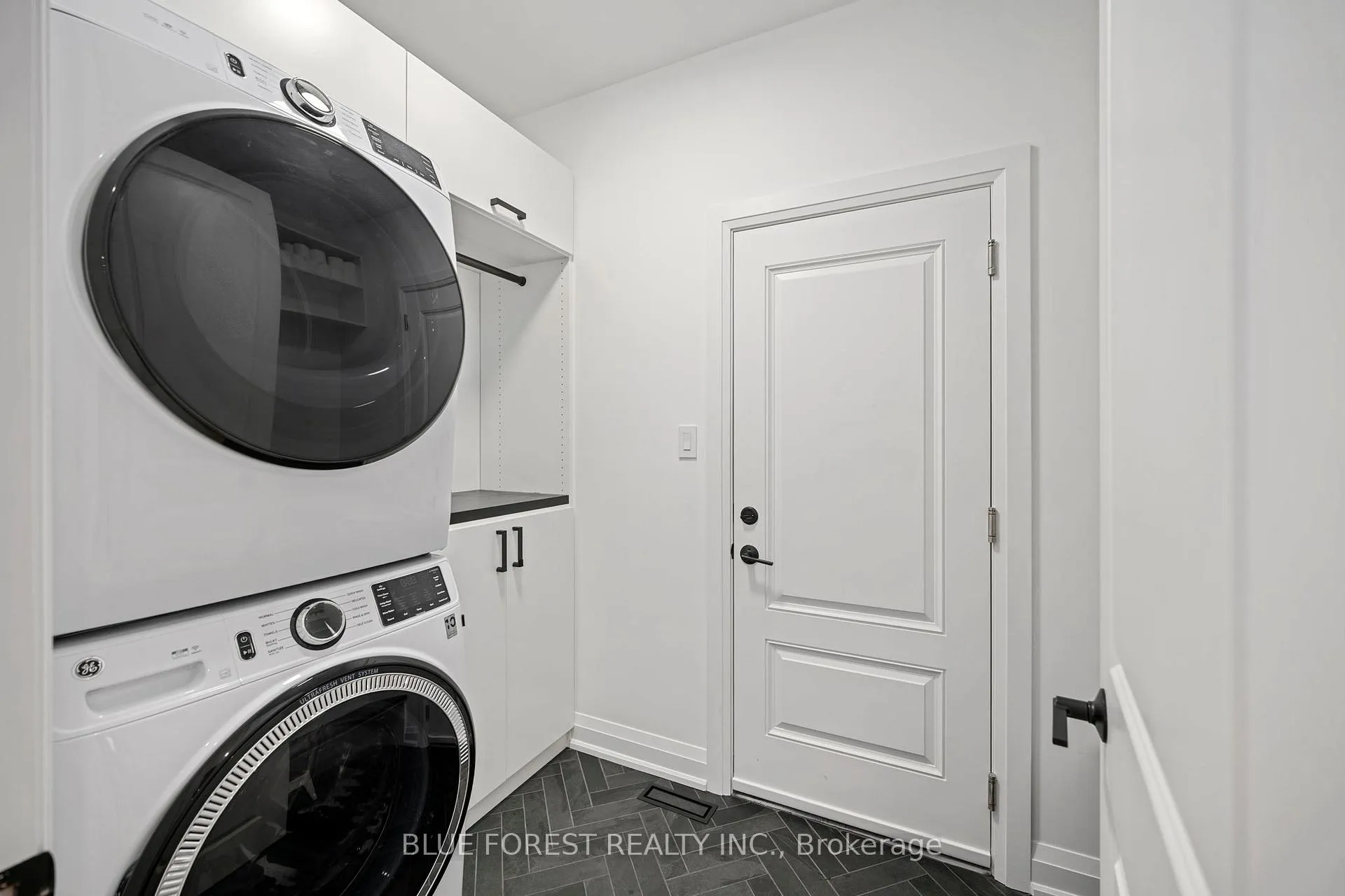 Photo 22 of Unit 52, 383 Daventry Way, Middlesex Centre, Rural Middlesex Centre — HOMEH
