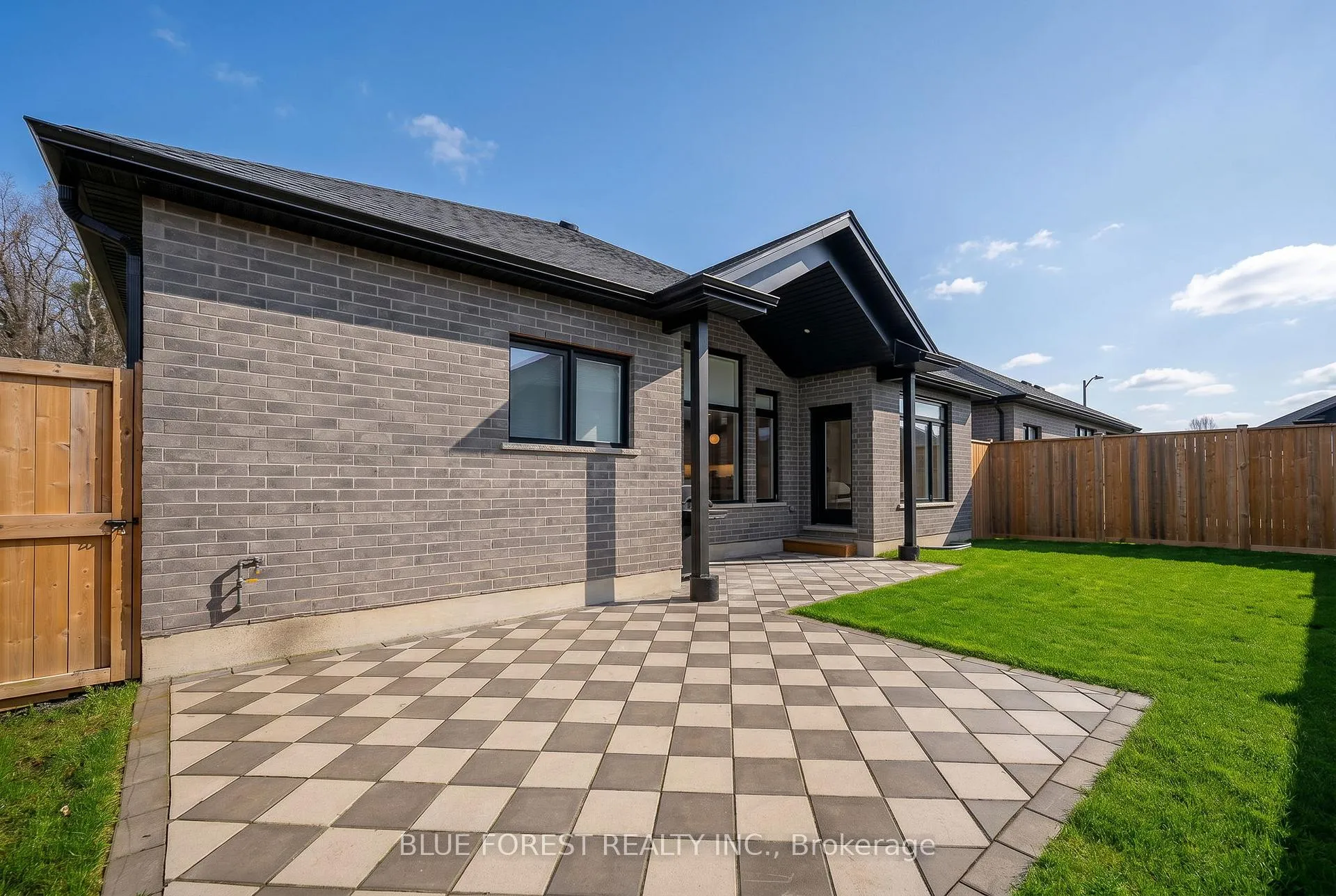 Photo 38 of Unit 52, 383 Daventry Way, Middlesex Centre, Rural Middlesex Centre — HOMEH