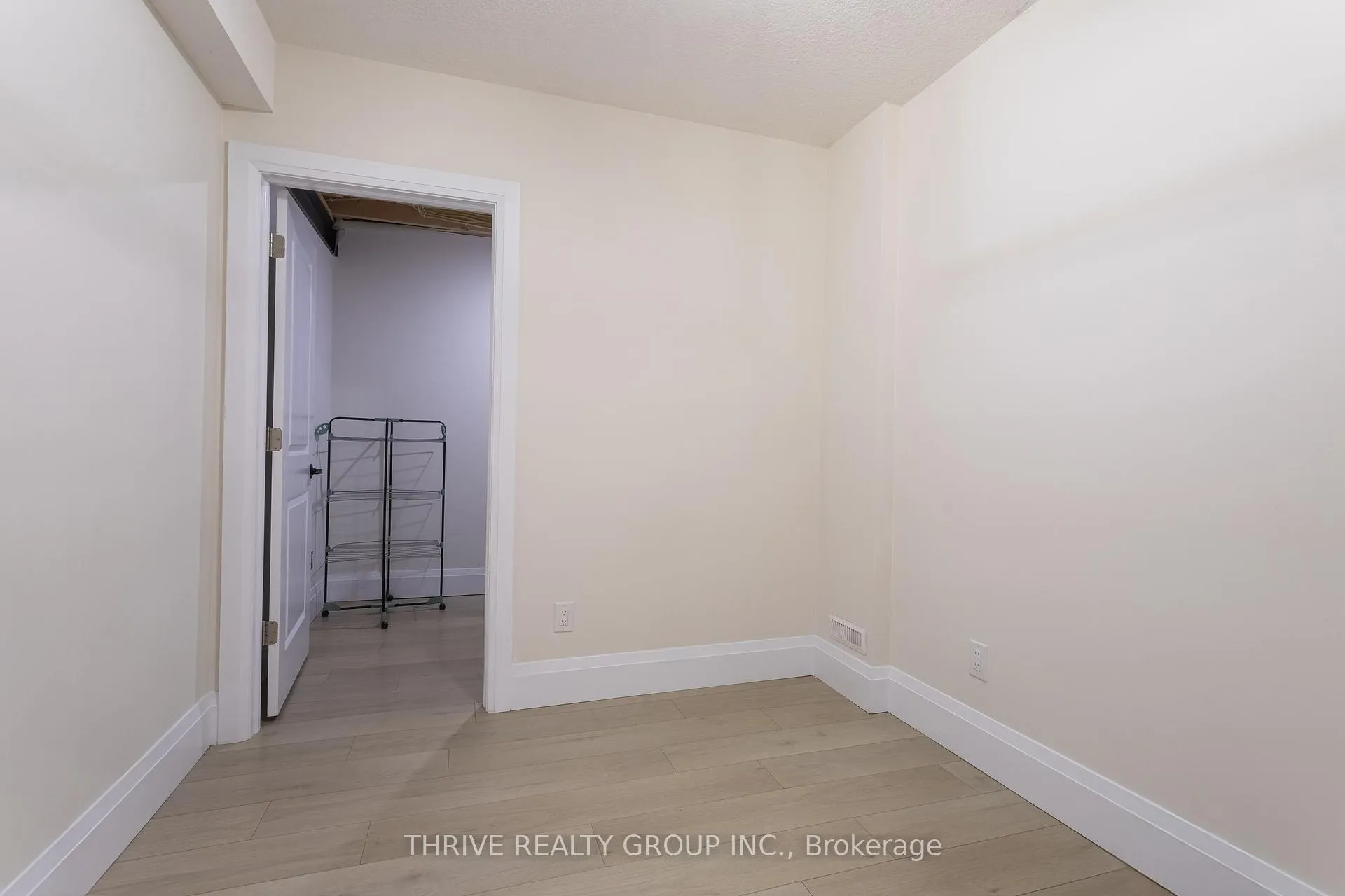 Photo 3 of Unit 31, 383 Daventry Way, Middlesex Centre, Komoka — HOMEH