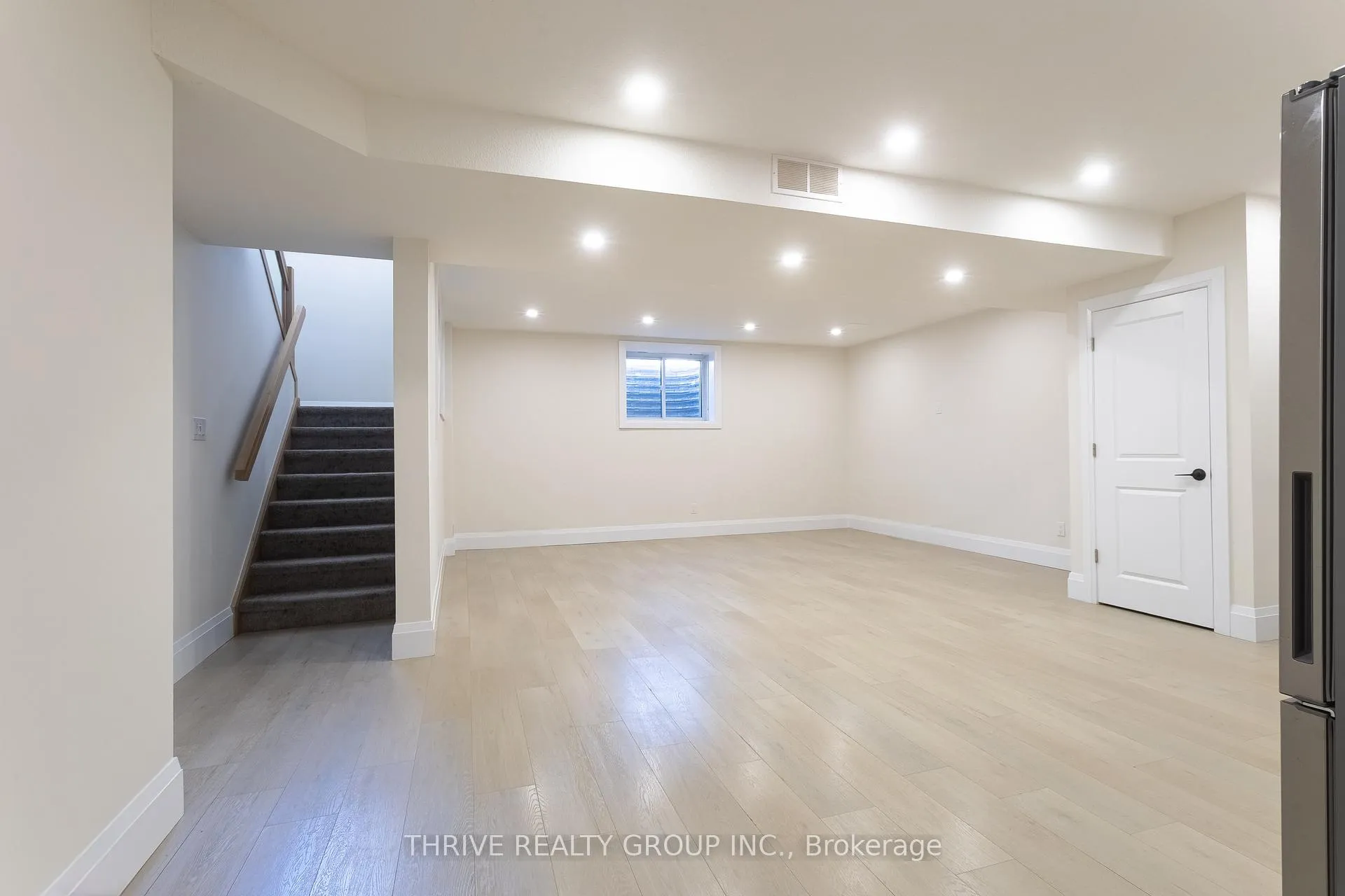 Photo 4 of Unit 31, 383 Daventry Way, Middlesex Centre, Komoka — HOMEH