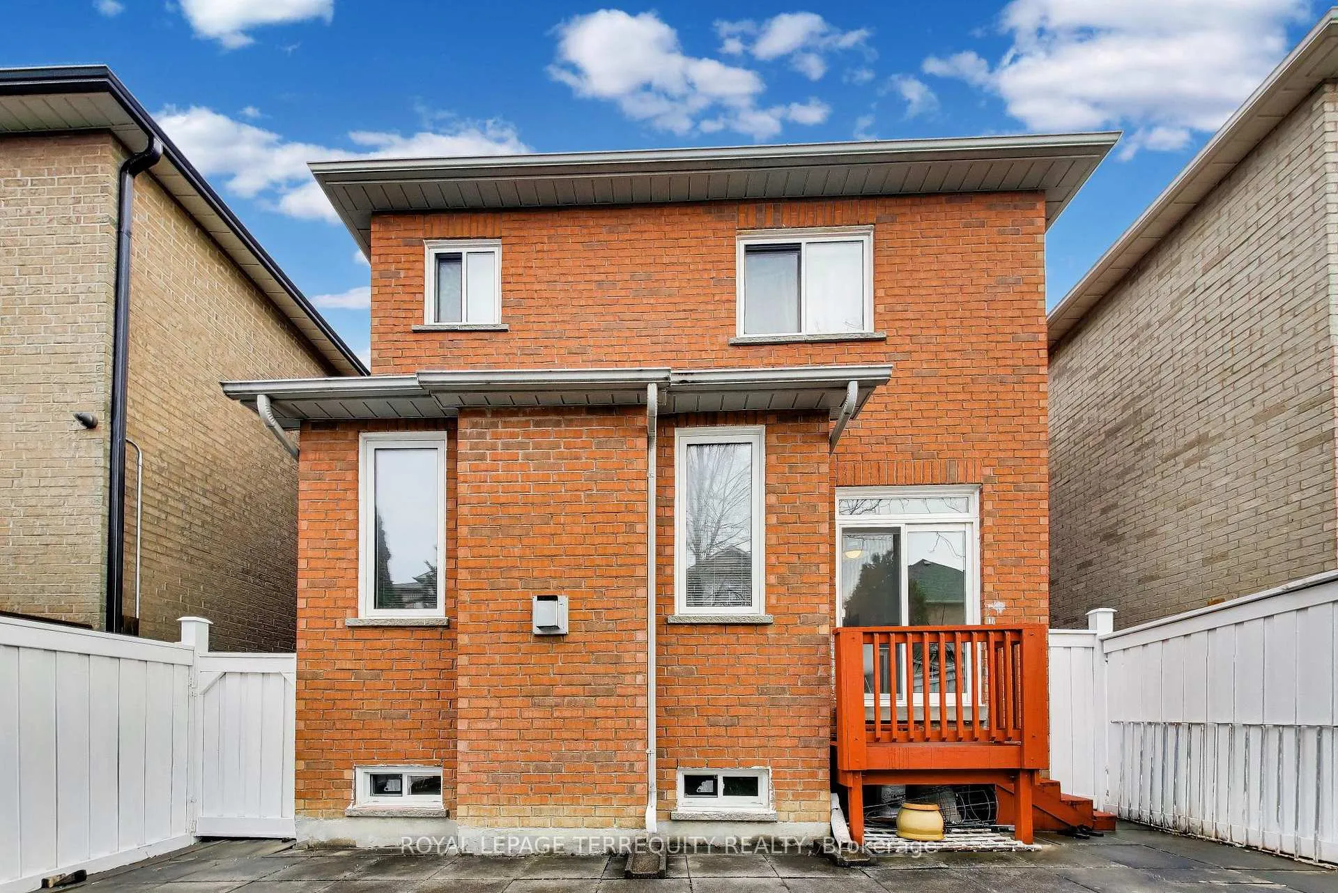 Photo 31 of 40 Teal Crescent, Vaughan, Vellore Village — HOMEH
