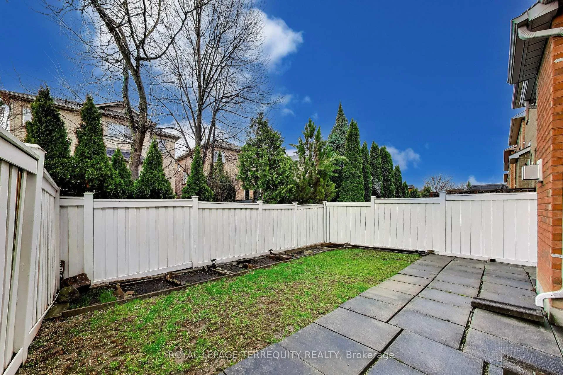Photo 33 of 40 Teal Crescent, Vaughan, Vellore Village — HOMEH