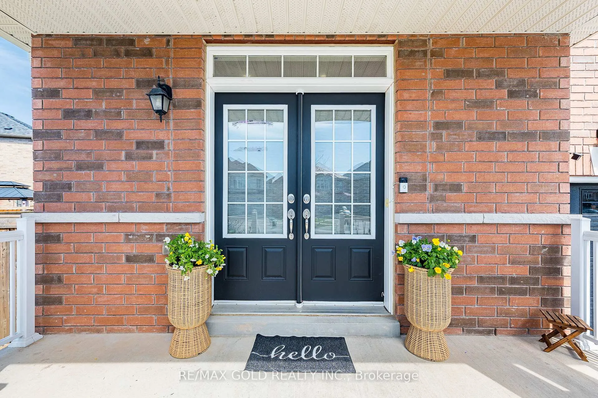 Photo 2 of 253 Elbern Markell Drive, Brampton, Credit Valley — HOMEH
