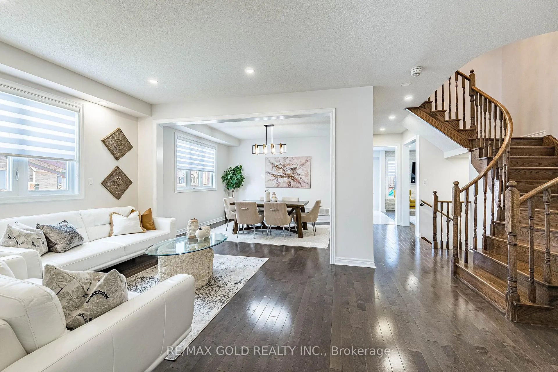 Photo 9 of 253 Elbern Markell Drive, Brampton, Credit Valley — HOMEH