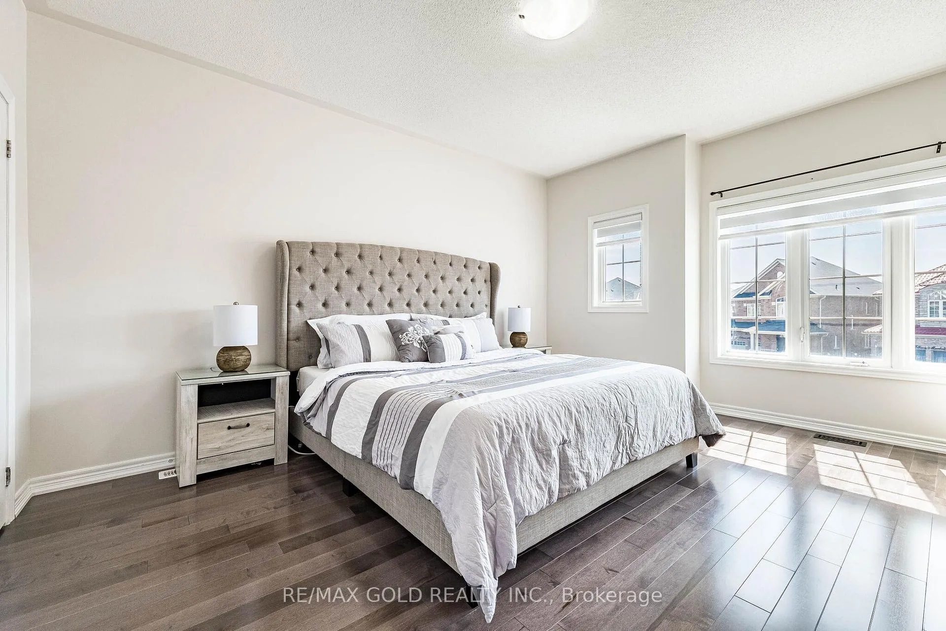Photo 28 of 253 Elbern Markell Drive, Brampton, Credit Valley — HOMEH