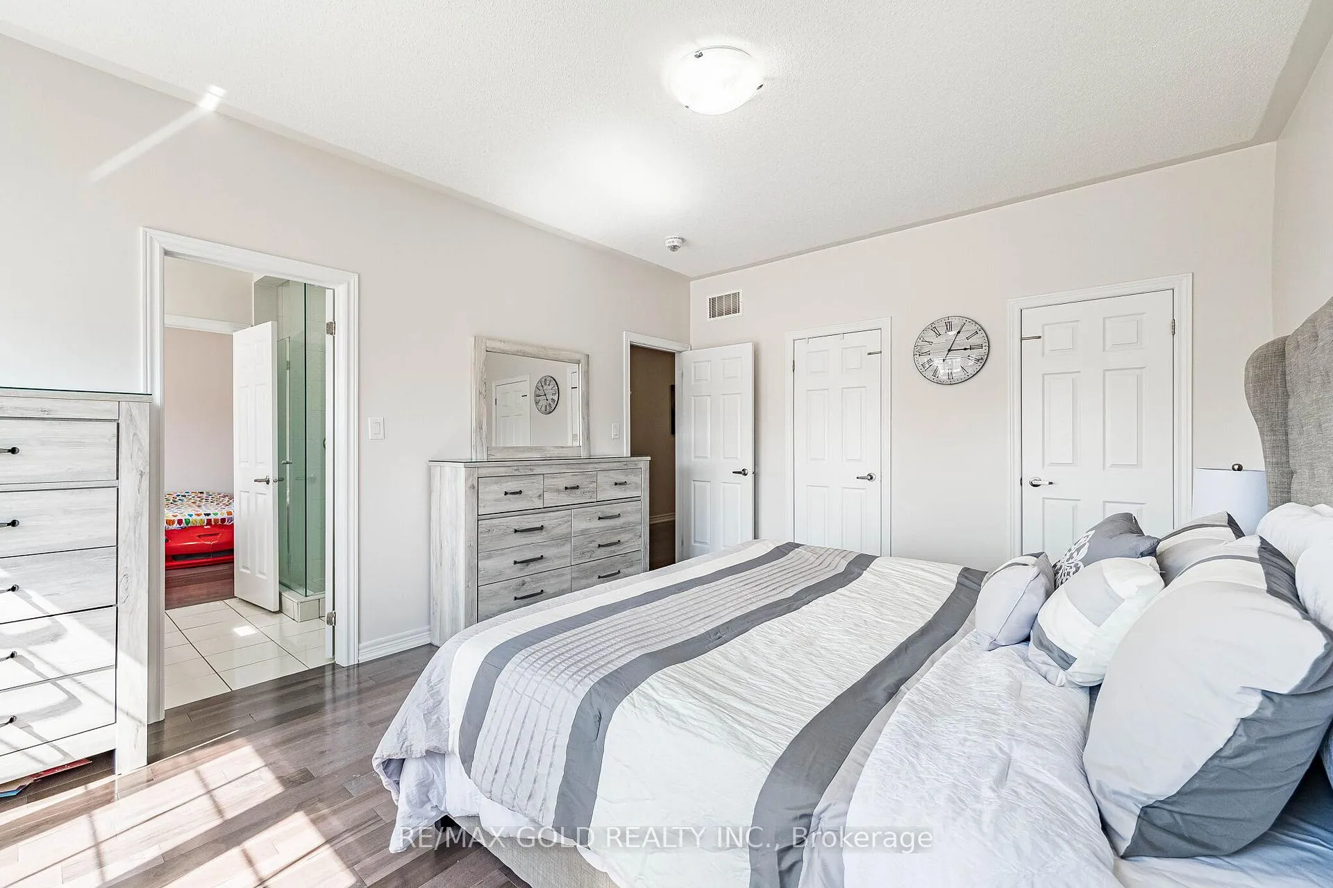 Photo 29 of 253 Elbern Markell Drive, Brampton, Credit Valley — HOMEH