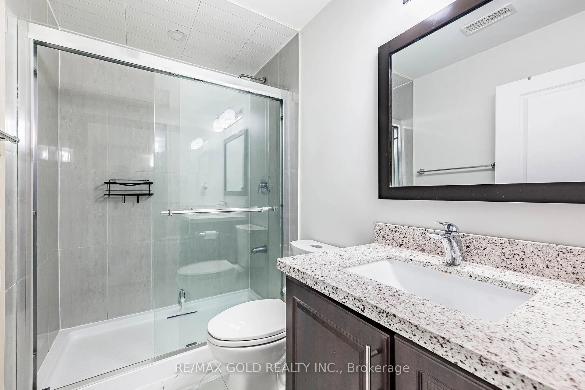 Photo 40 of 253 Elbern Markell Drive, Brampton, Credit Valley — HOMEH