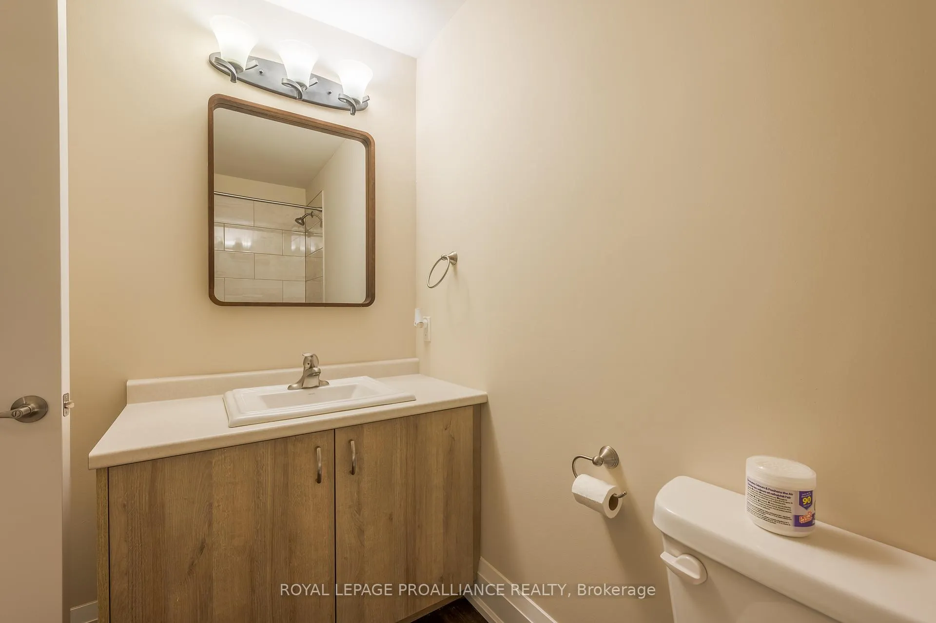 Photo 19 of Unit 212, 26 Spencer Street E, Cobourg — HOMEH