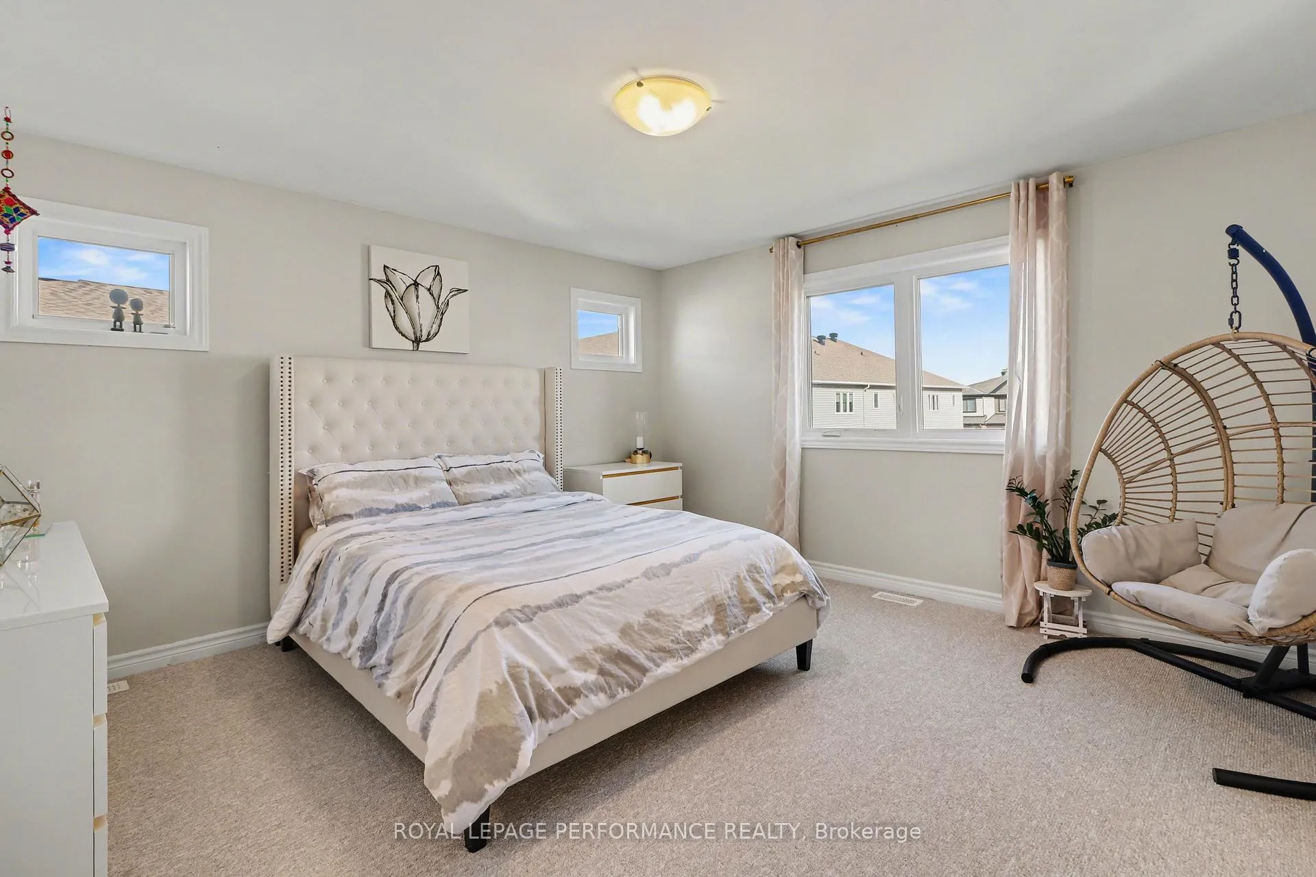 Photo 21 of 703 Decoeur Drive, Ottawa, Avalon West — HOMEH