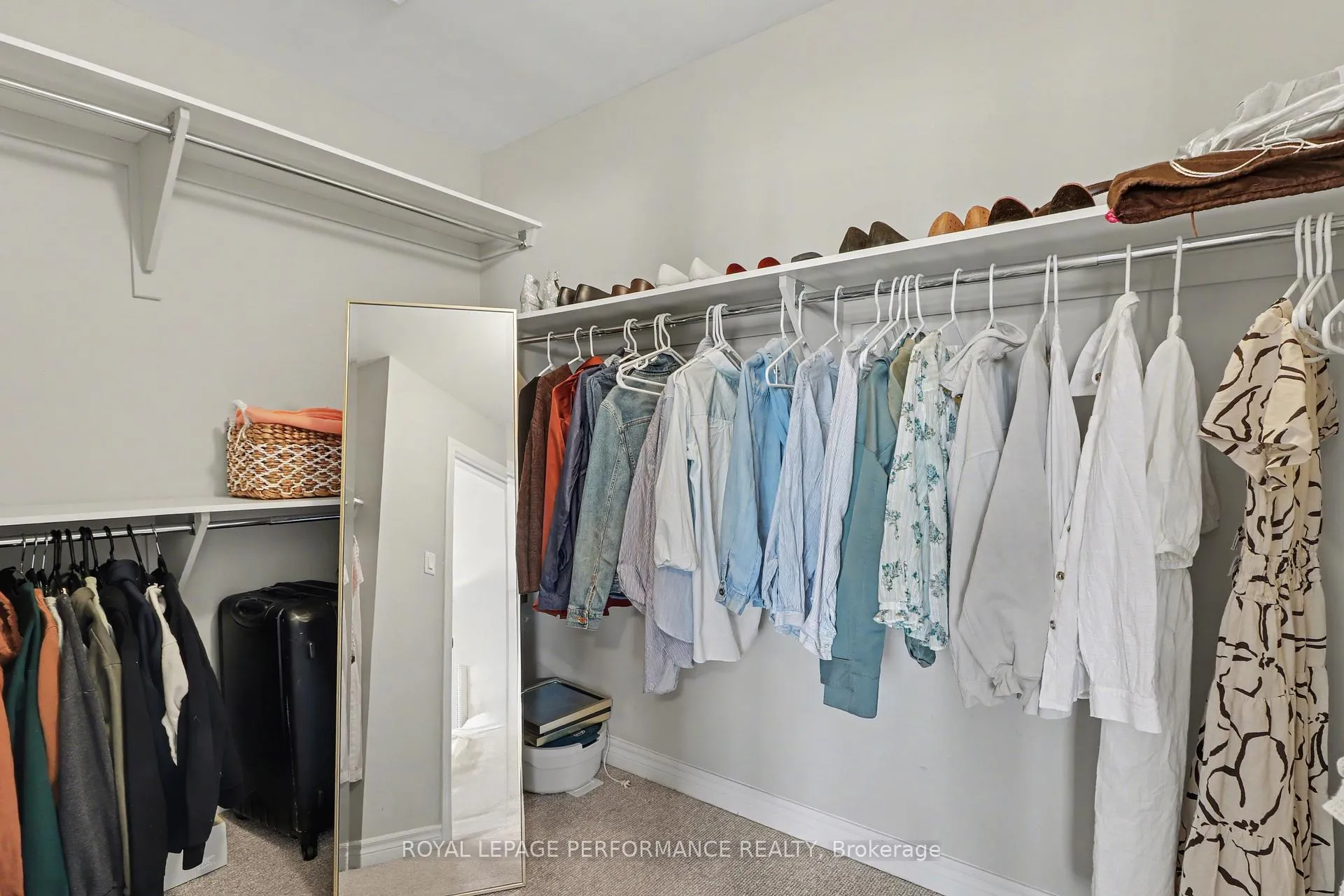 Photo 25 of 703 Decoeur Drive, Ottawa, Avalon West — HOMEH
