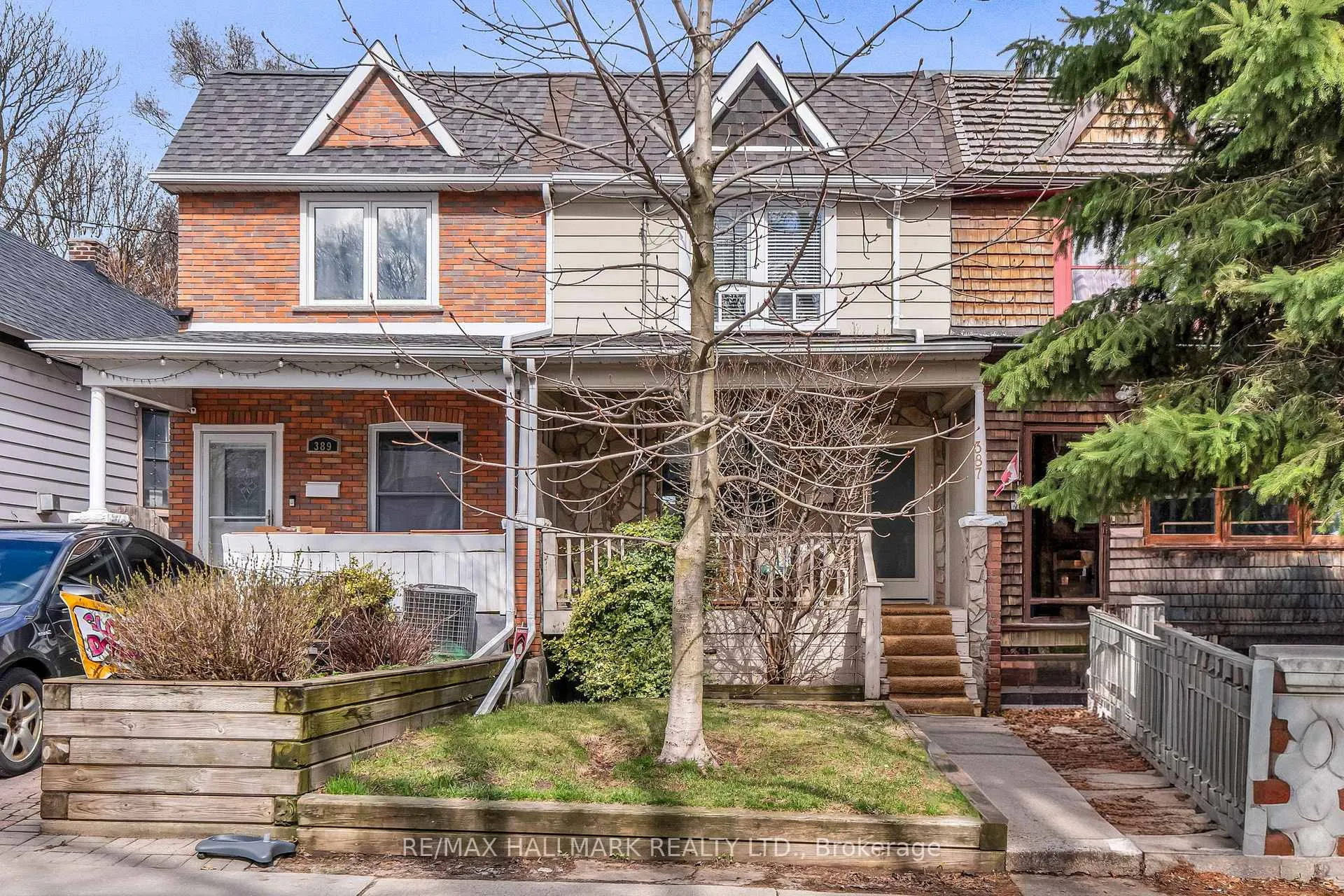 Front of 387 Woodbine Avenue