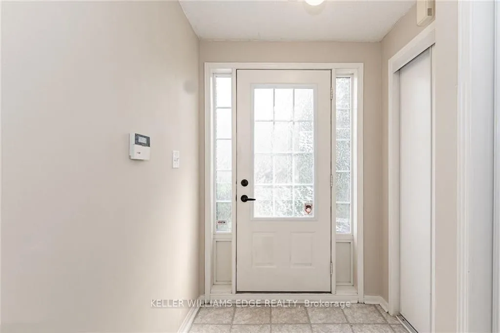 Photo 4 of 2367 Sutton Drive, Burlington, Orchard — HOMEH