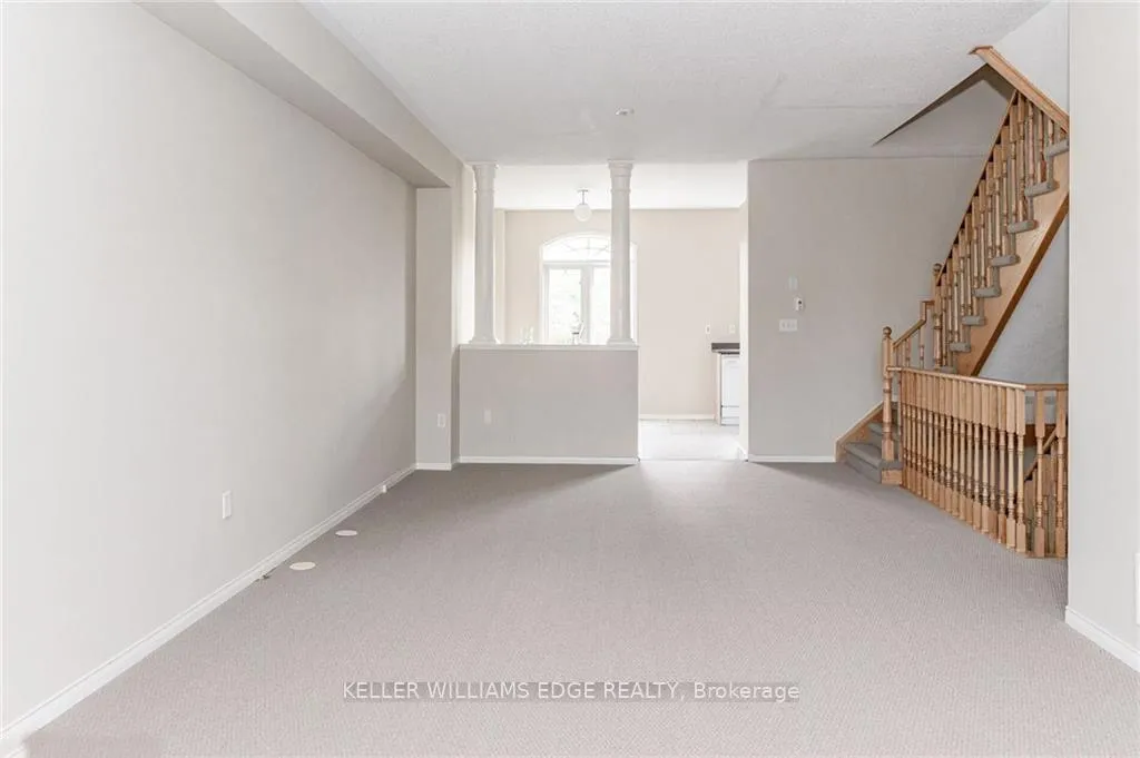 Photo 10 of 2367 Sutton Drive, Burlington, Orchard — HOMEH