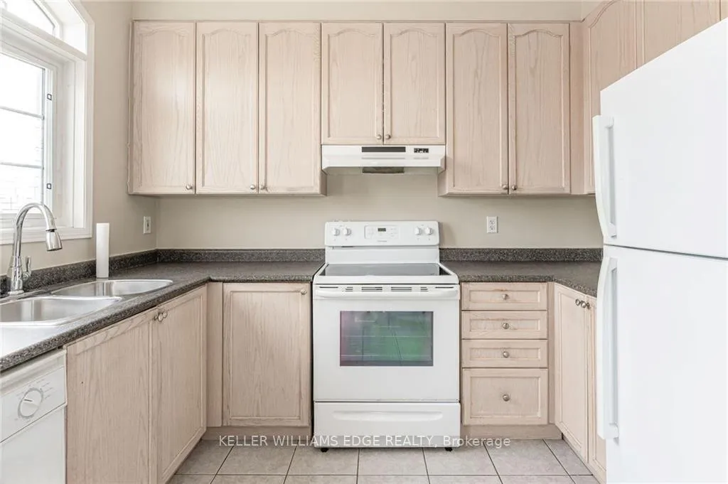 Photo 16 of 2367 Sutton Drive, Burlington, Orchard — HOMEH