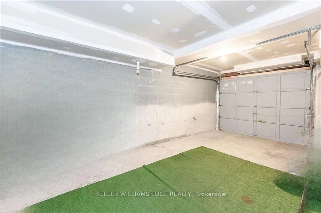 Photo 31 of 2367 Sutton Drive, Burlington, Orchard — HOMEH