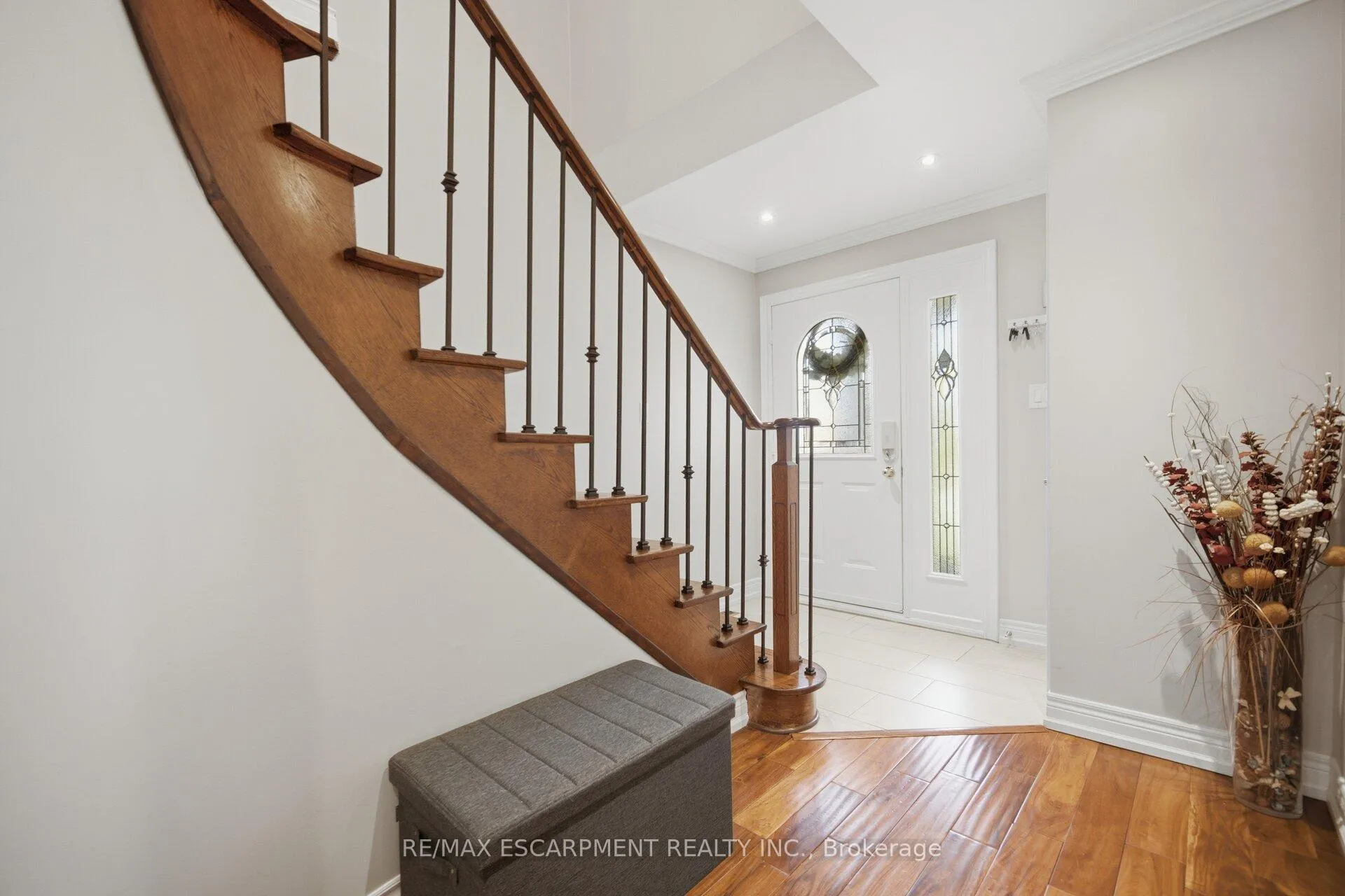Photo 5 of 4302 Highgate Crescent, Mississauga, Rathwood — HOMEH
