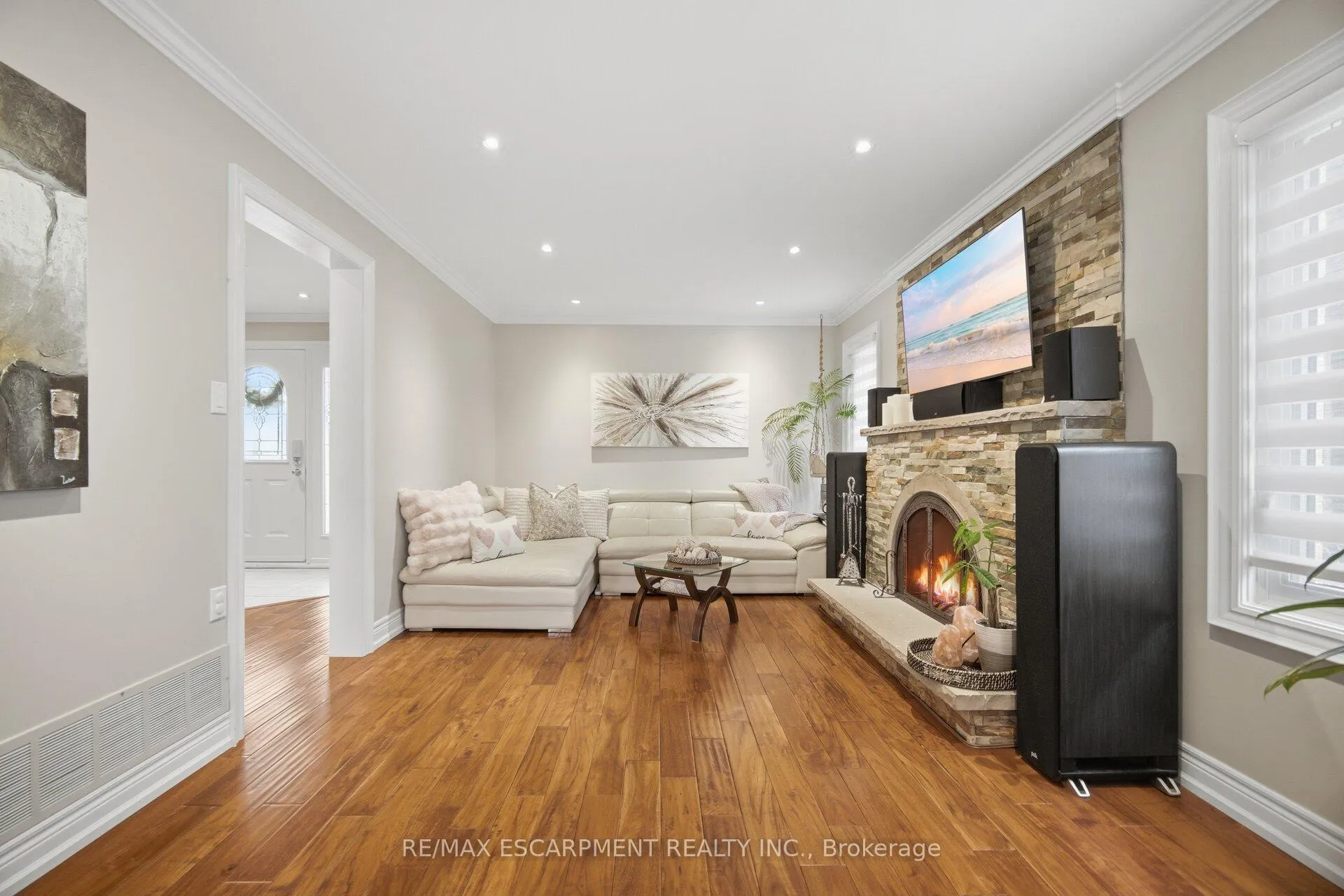 Photo 7 of 4302 Highgate Crescent, Mississauga, Rathwood — HOMEH