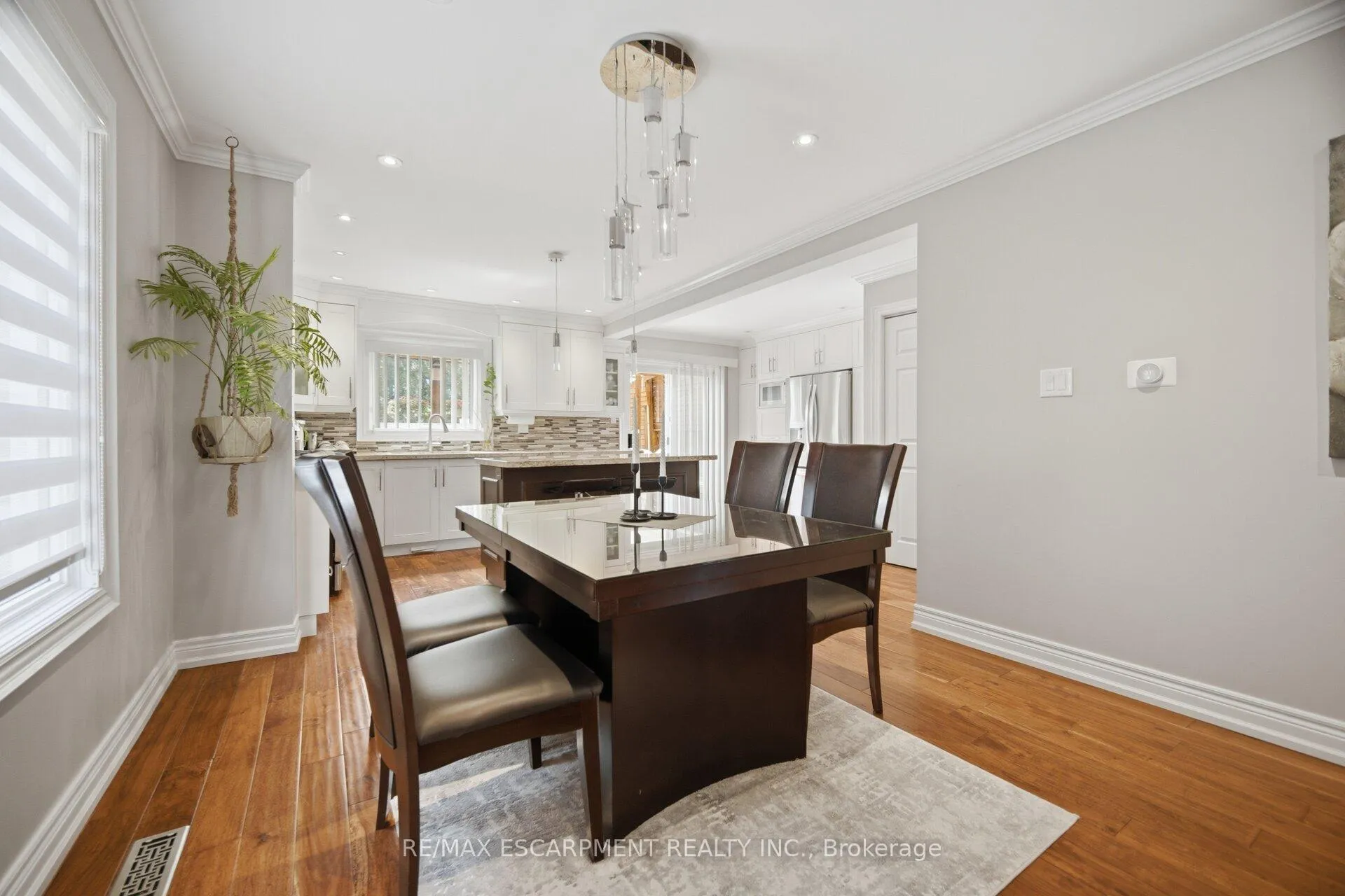 Photo 9 of 4302 Highgate Crescent, Mississauga, Rathwood — HOMEH