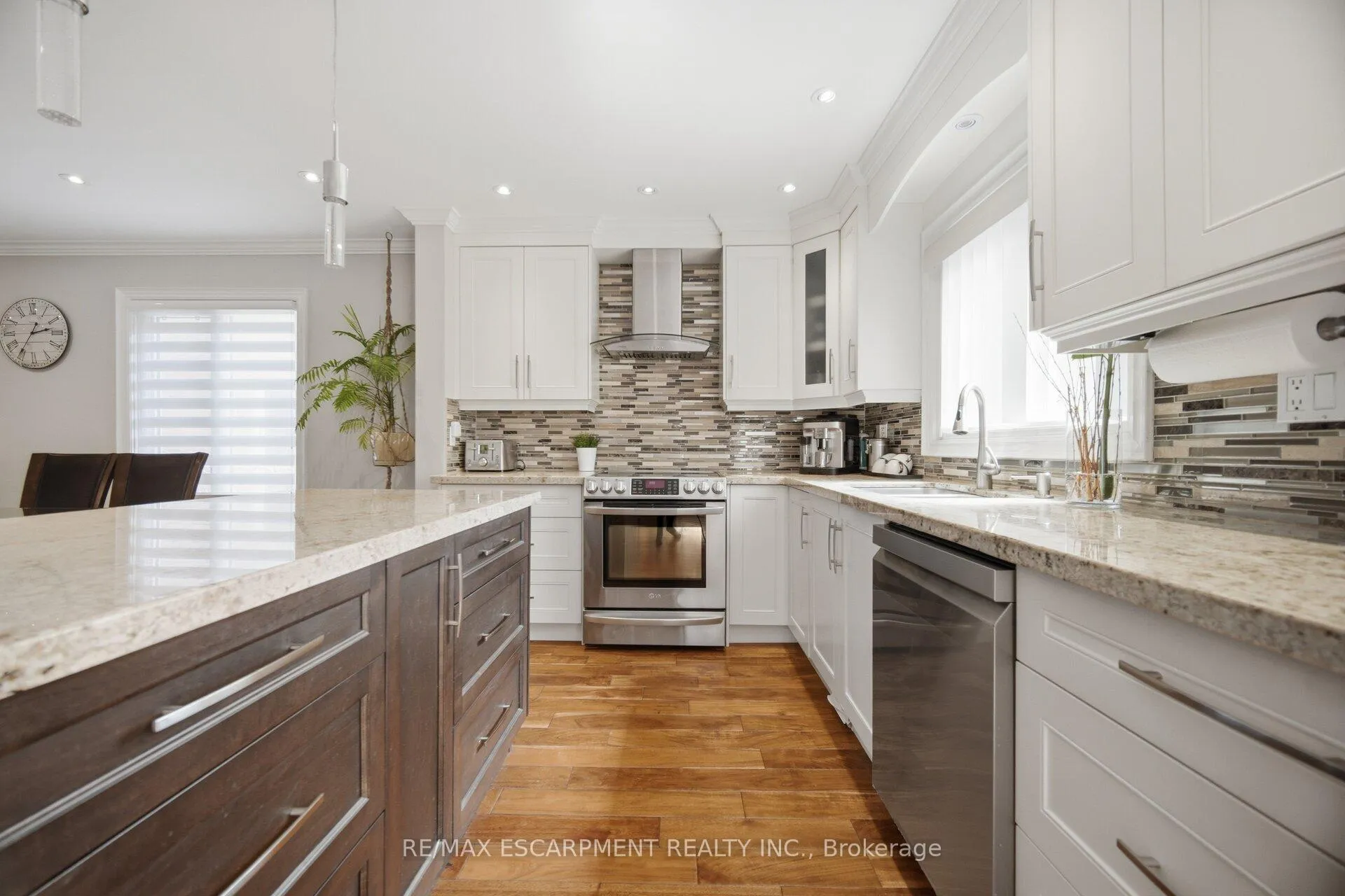 Photo 10 of 4302 Highgate Crescent, Mississauga, Rathwood — HOMEH