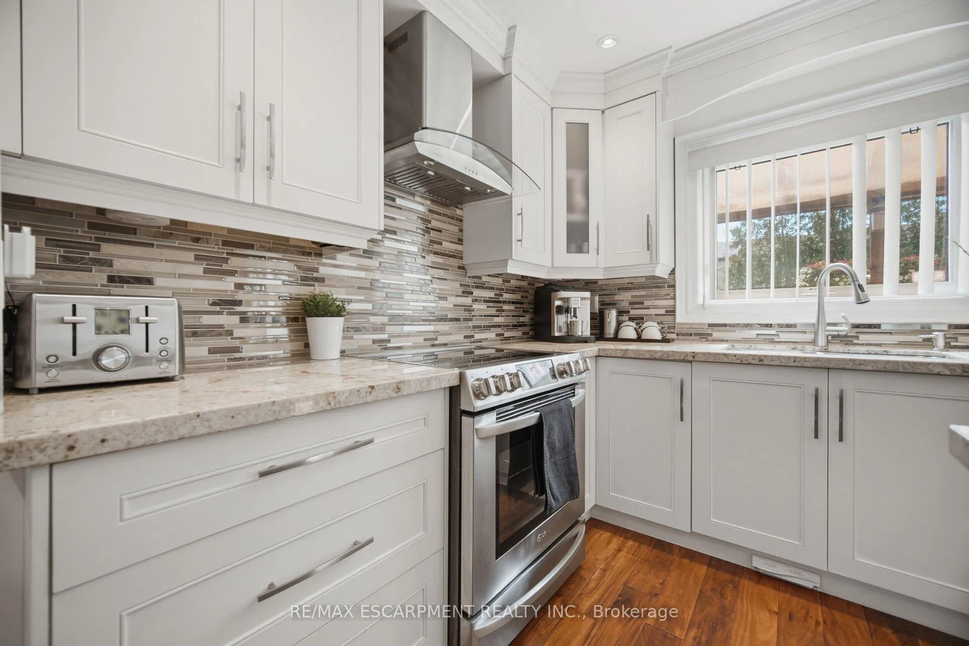 Photo 12 of 4302 Highgate Crescent, Mississauga, Rathwood — HOMEH