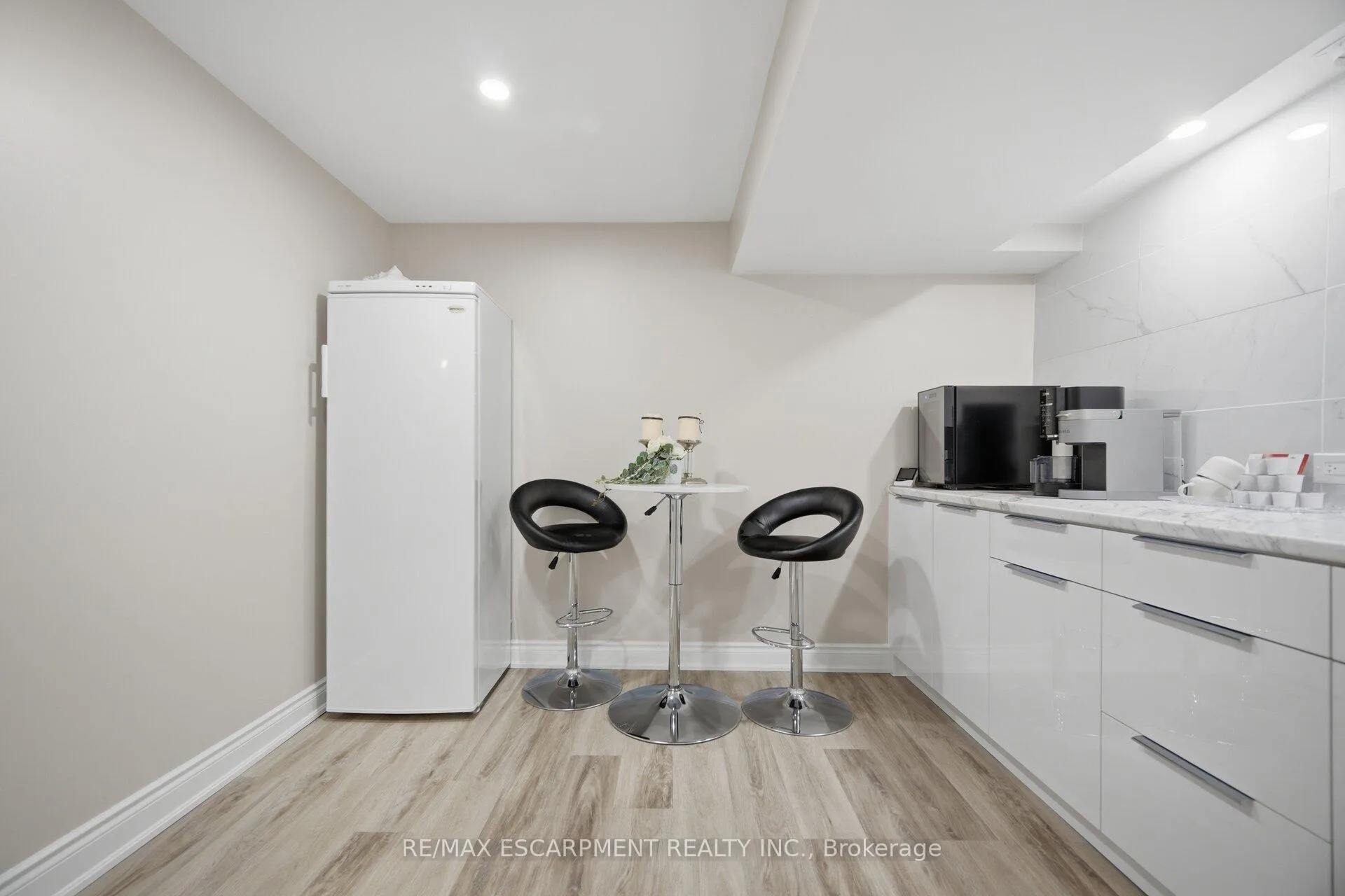 Photo 31 of 4302 Highgate Crescent, Mississauga, Rathwood — HOMEH