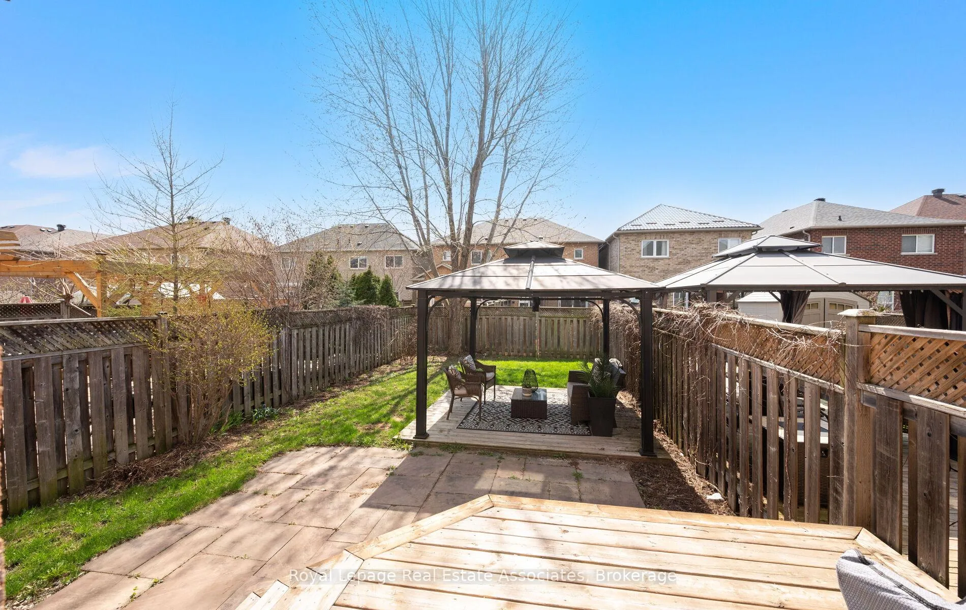 Photo 31 of 26 Snowberry Crescent, Halton Hills, Georgetown — HOMEH