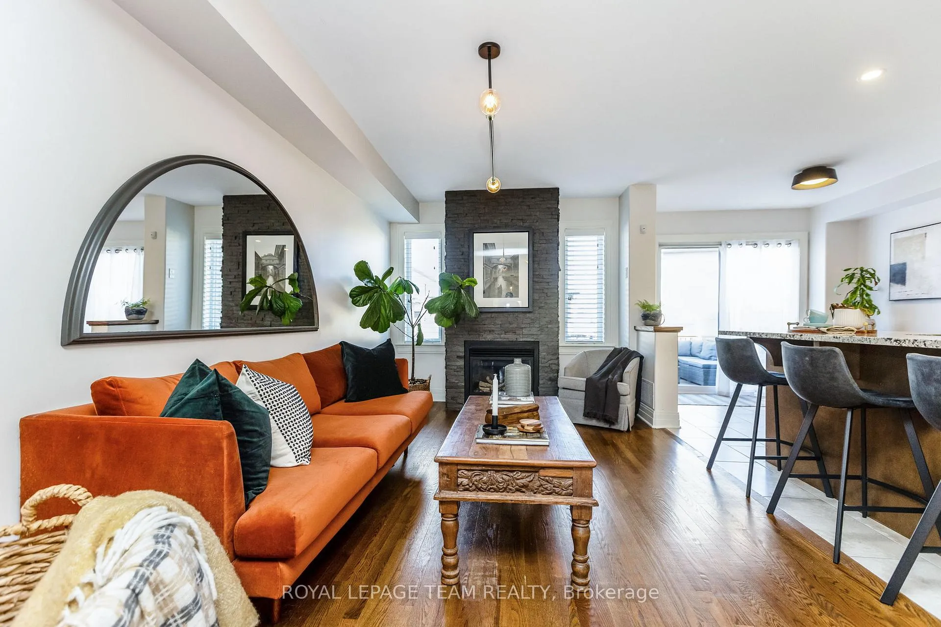 Photo 11 of 121 Woodhurst Crescent, Ottawa, Stittsville (South) — HOMEH