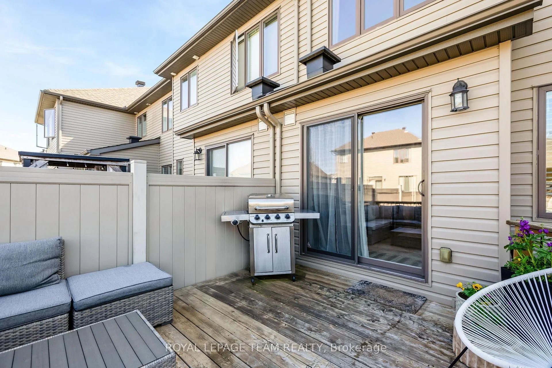 Photo 41 of 121 Woodhurst Crescent, Ottawa, Stittsville (South) — HOMEH