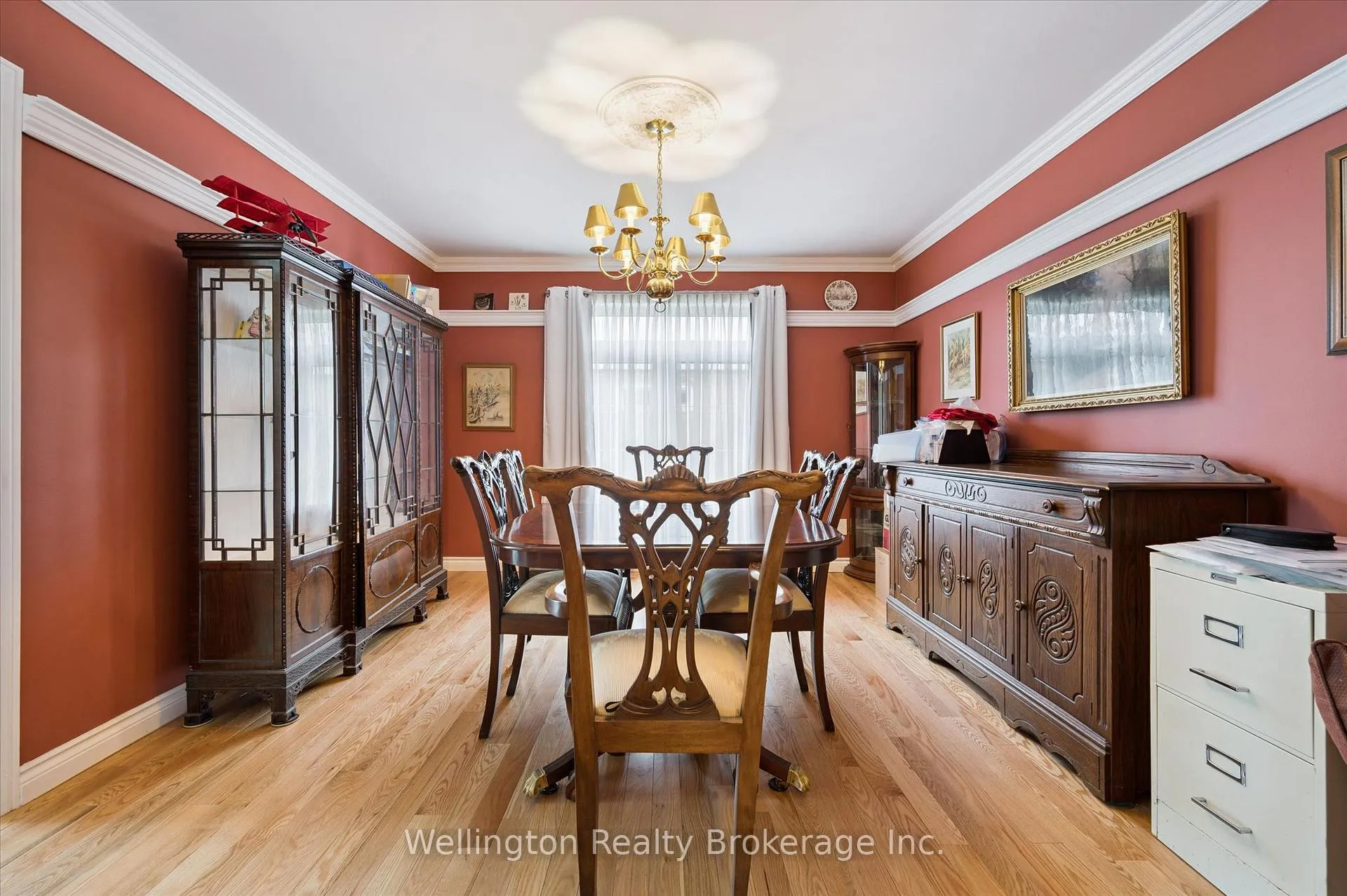Photo 5 of 405 Clairbrook Crescent, Waterloo — HOMEH