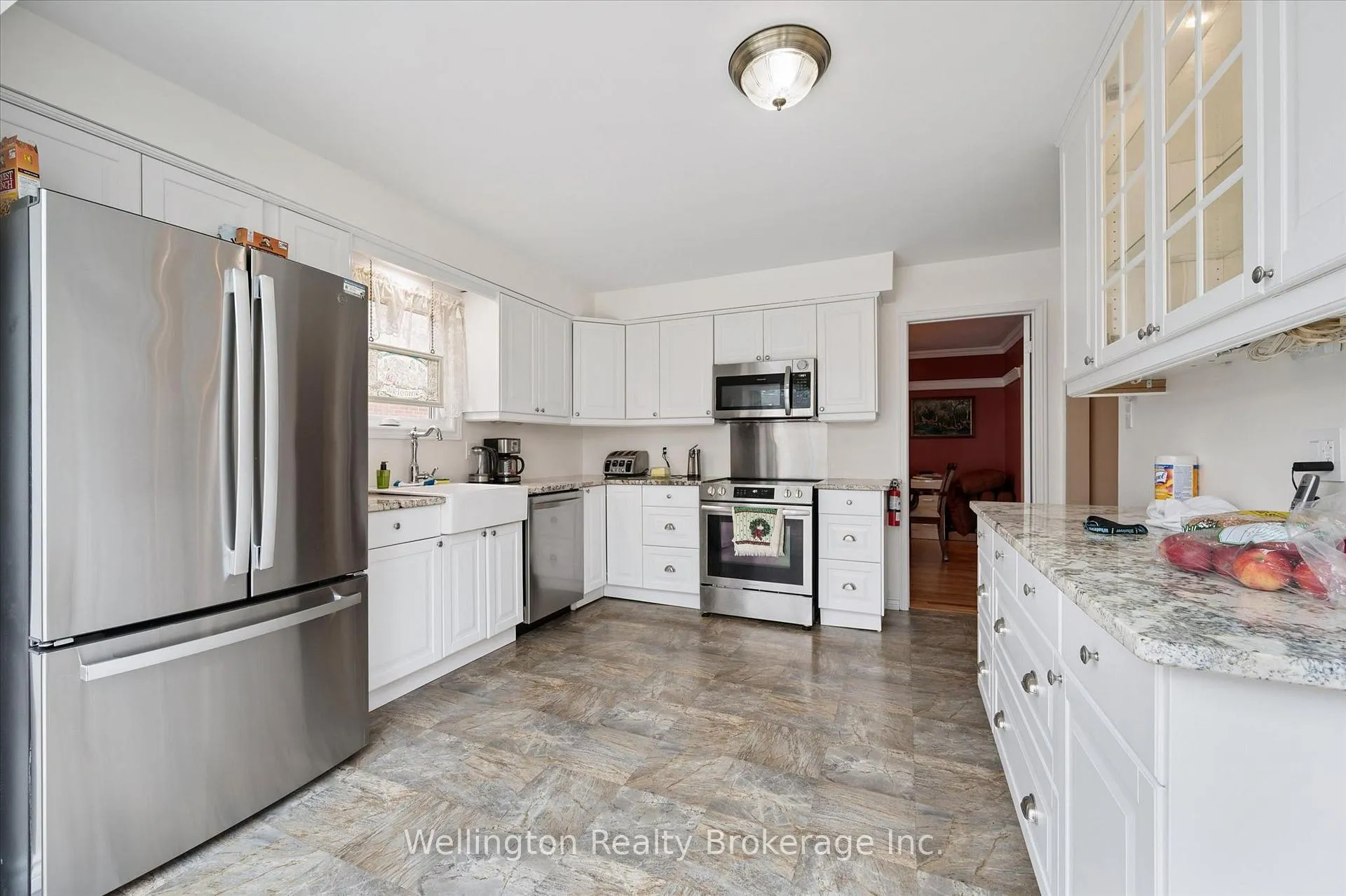 Photo 6 of 405 Clairbrook Crescent, Waterloo — HOMEH