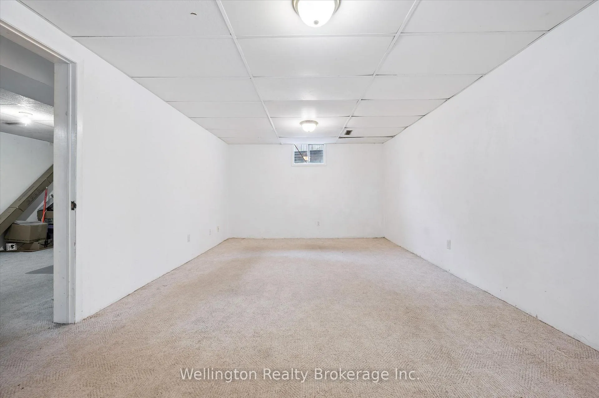 Photo 20 of 405 Clairbrook Crescent, Waterloo — HOMEH