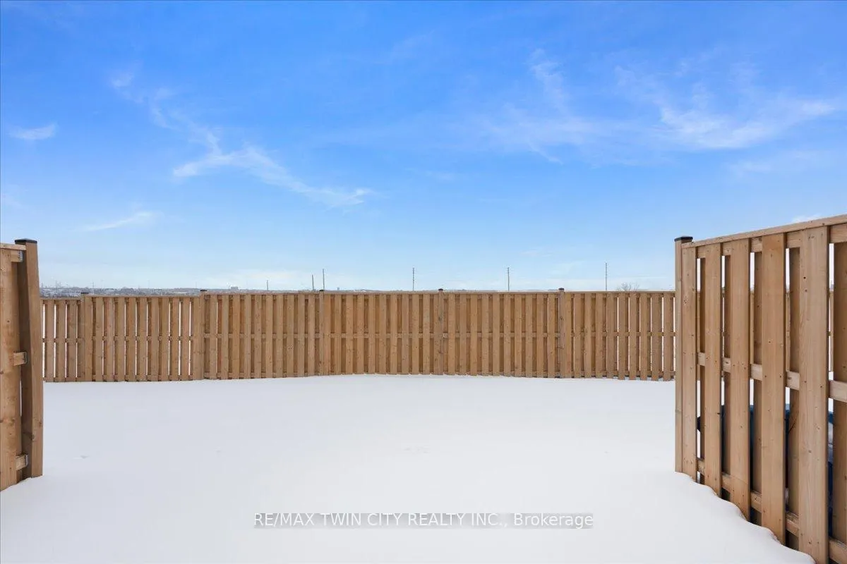 Photo 34 of Unit 85, 155 Equestrian Way, Cambridge — HOMEH