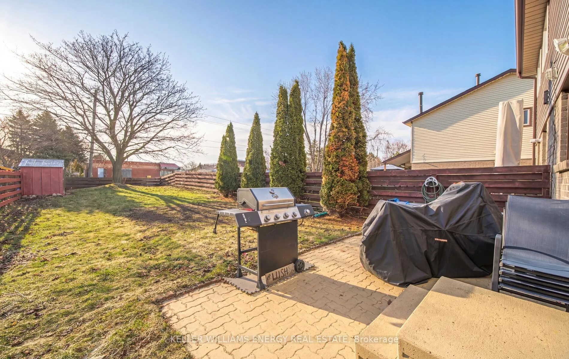 Photo 3 of 557 Birkdale Street, Oshawa, Donevan — HOMEH
