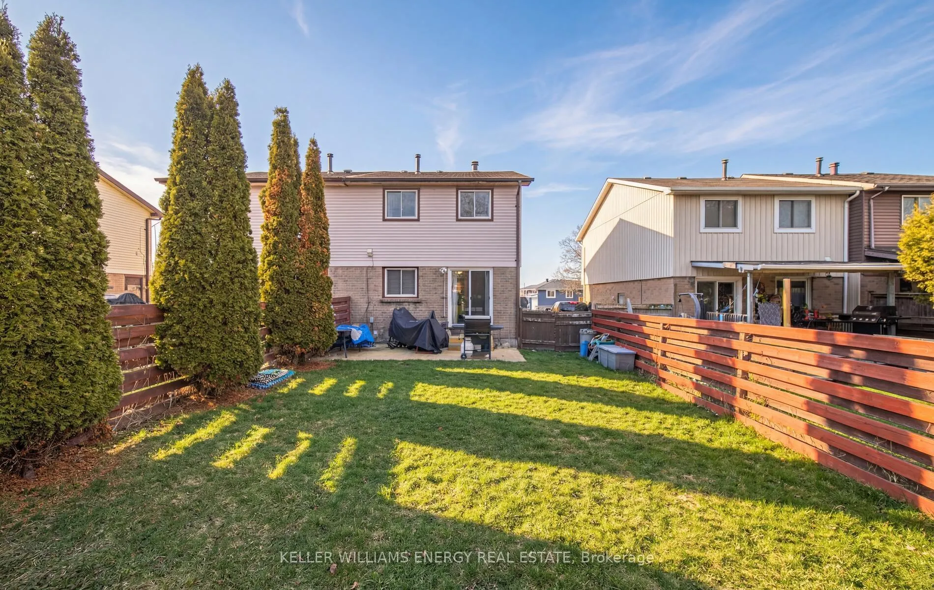 Photo 5 of 557 Birkdale Street, Oshawa, Donevan — HOMEH