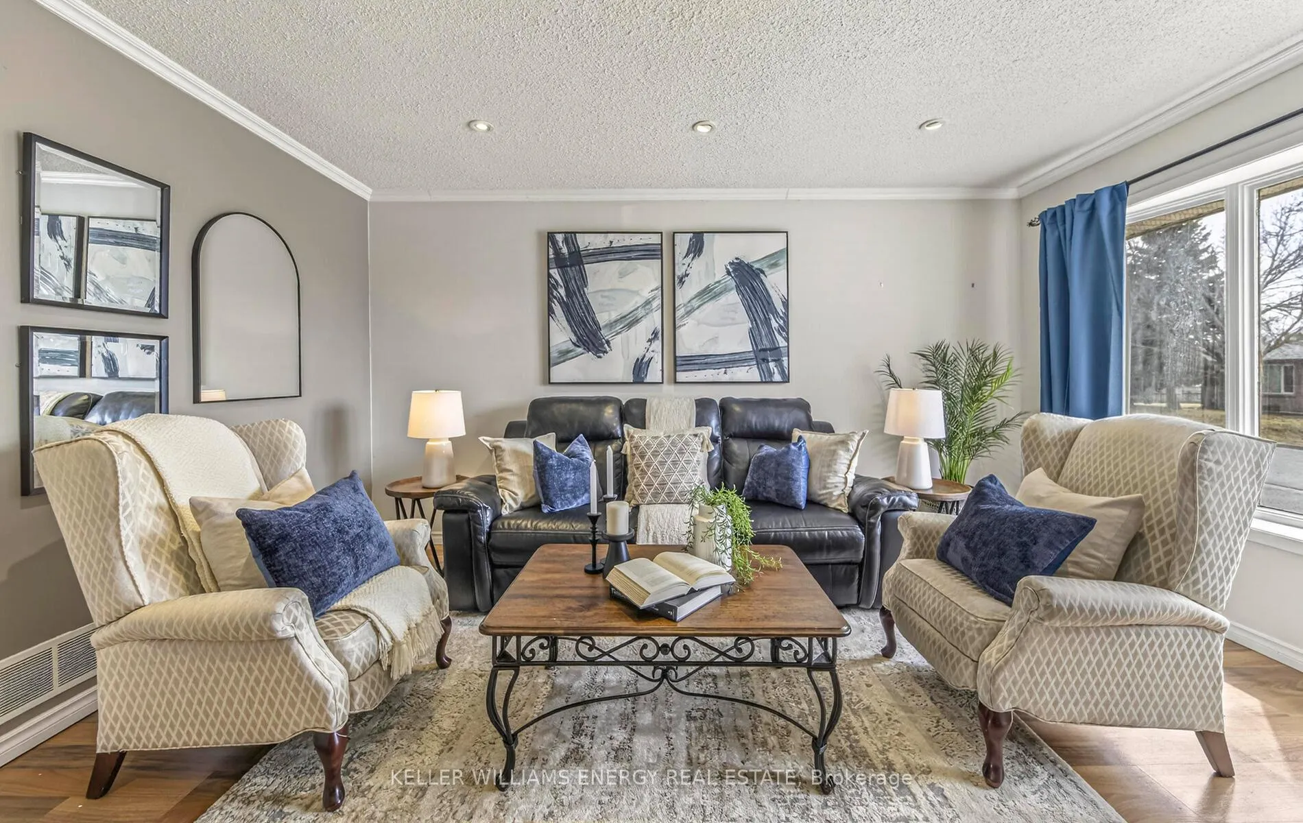 Photo 10 of 557 Birkdale Street, Oshawa, Donevan — HOMEH