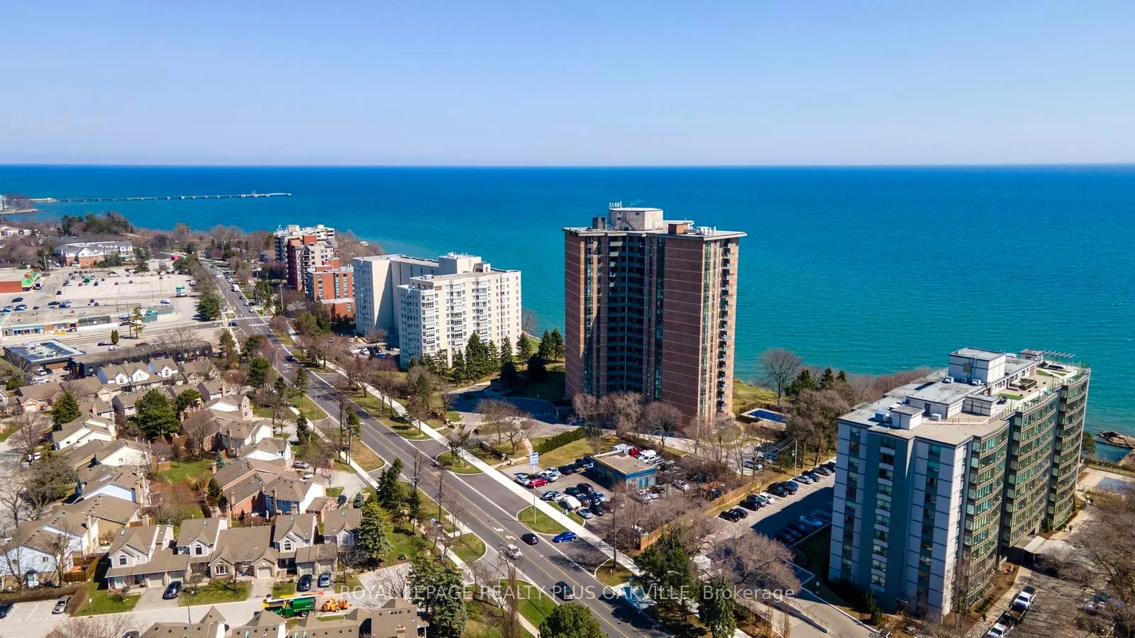 Front of Unit 1006, 5250 Lakeshore Road