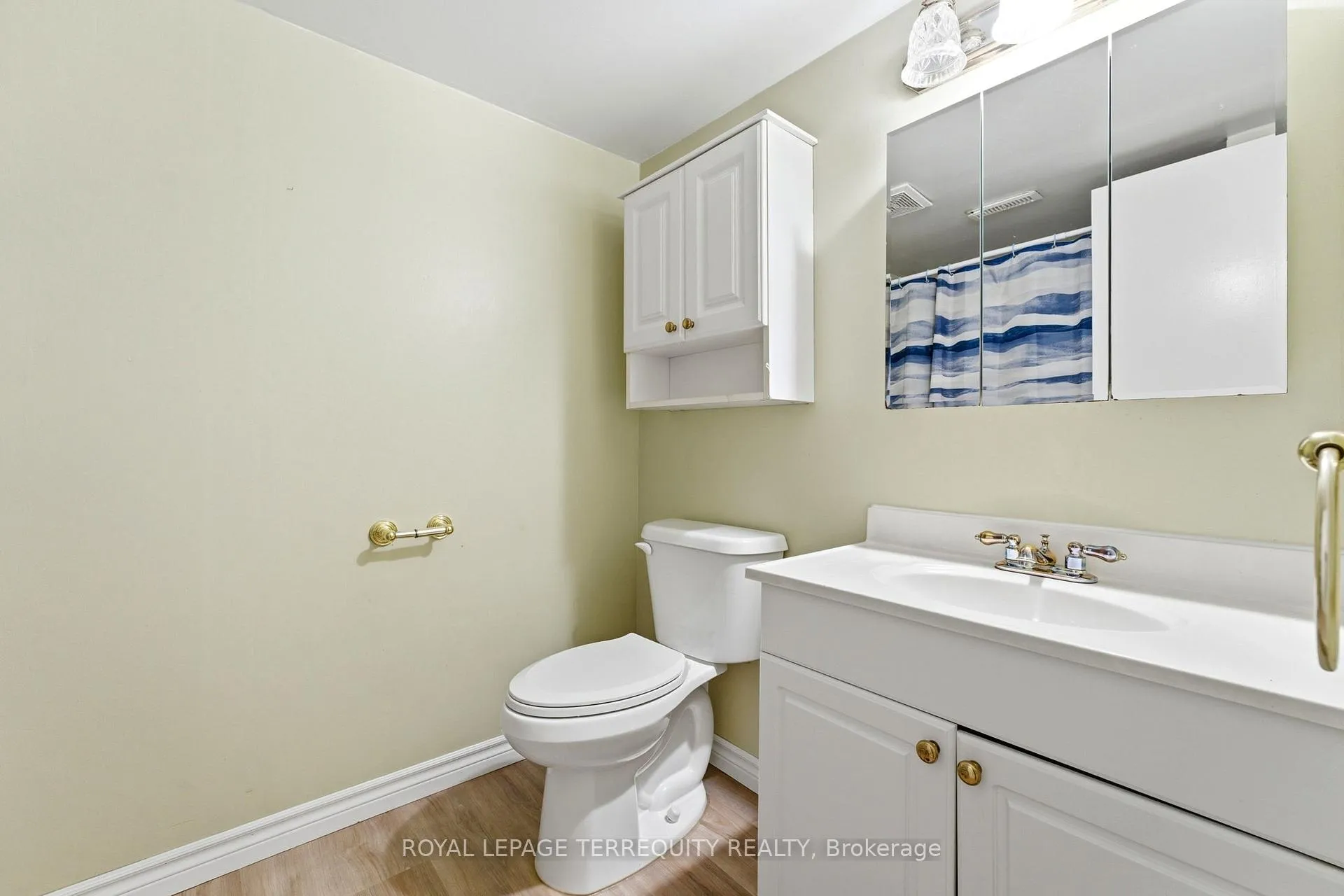 Photo 16 of 12 Roman Crescent, Brantford, Mayfair — HOMEH