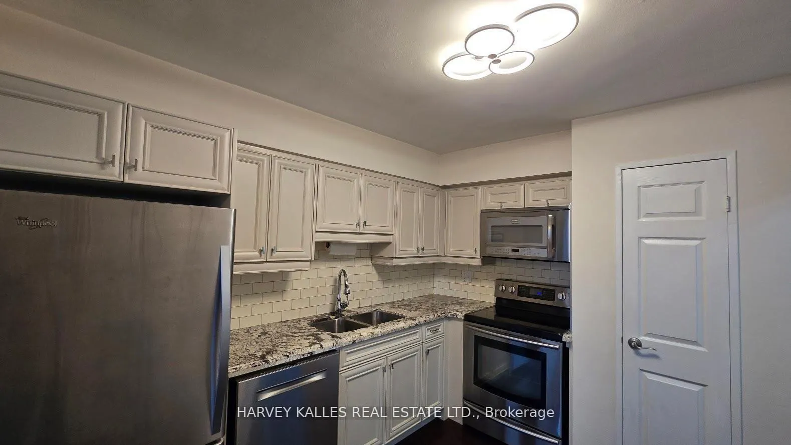 Photo 8 of Unit 602, 3555 Bathurst Street, Toronto, Bedford Park-Nortown — HOMEH