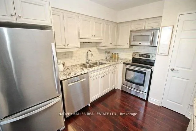 Photo 11 of Unit 602, 3555 Bathurst Street, Toronto, Bedford Park-Nortown — HOMEH