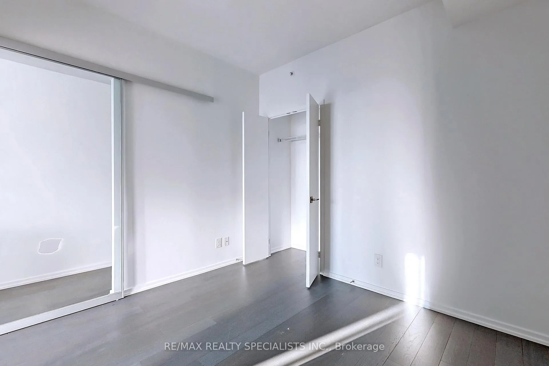Photo 17 of Unit 5312, 70 Temperance Street, Toronto, Bay Street Corridor — HOMEH