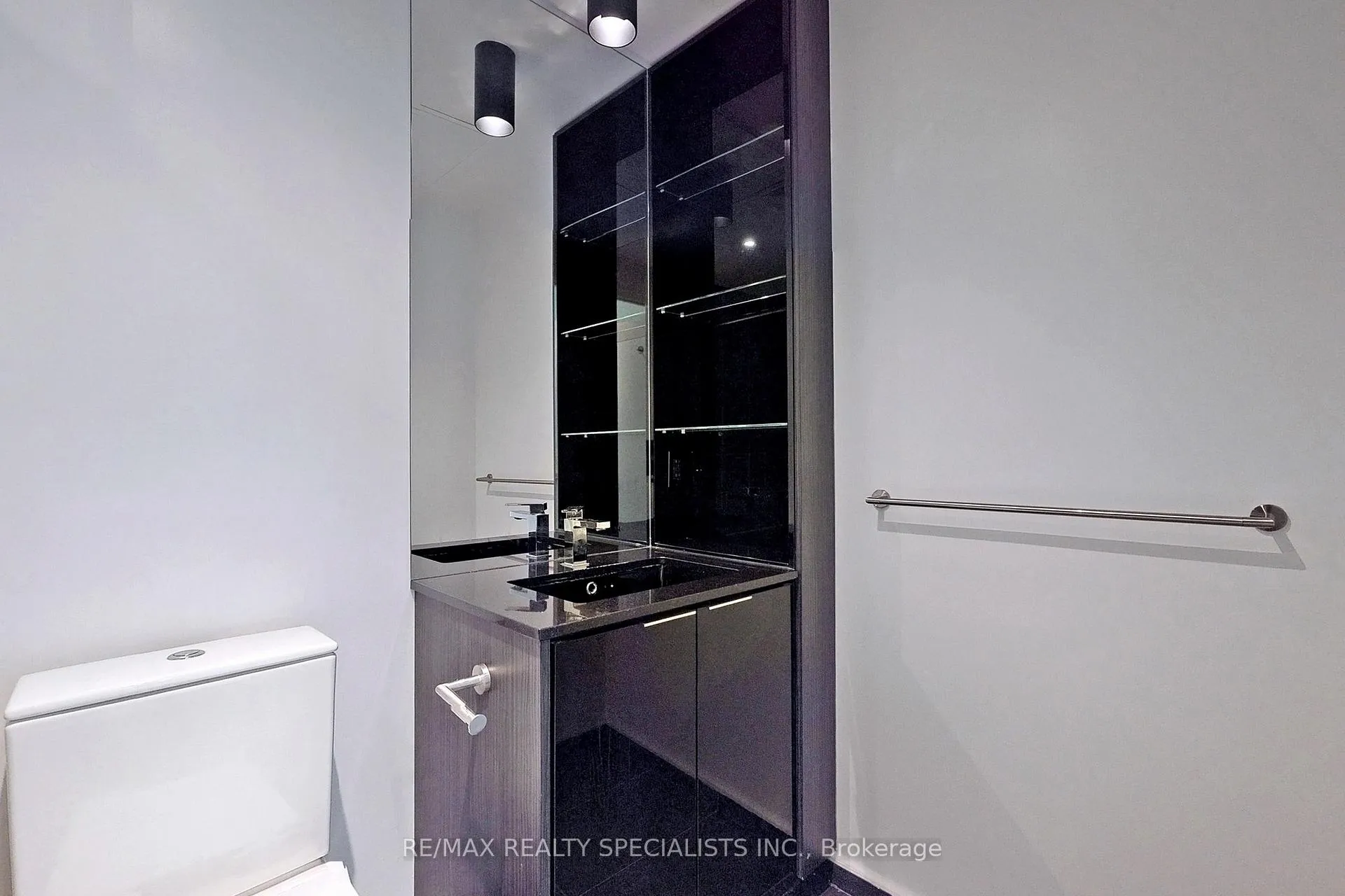 Photo 22 of Unit 5312, 70 Temperance Street, Toronto, Bay Street Corridor — HOMEH