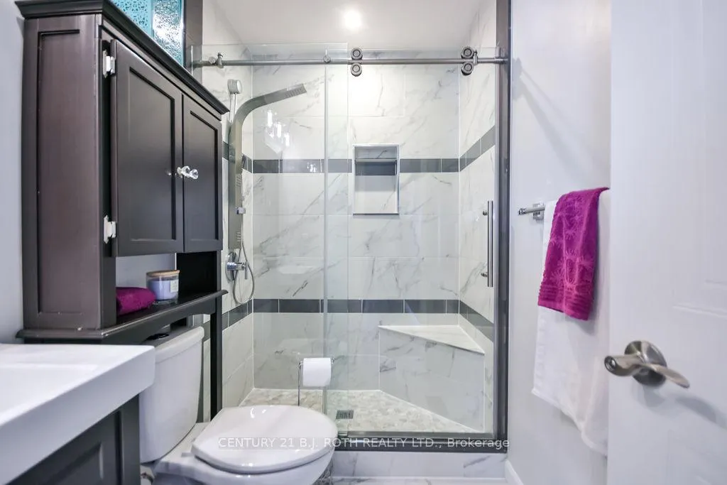 Photo 16 of 92 Cunningham Drive, Barrie, Ardagh — HOMEH
