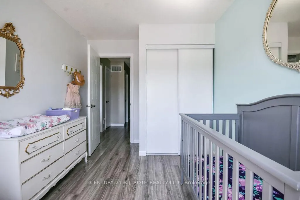 Photo 22 of 92 Cunningham Drive, Barrie, Ardagh — HOMEH