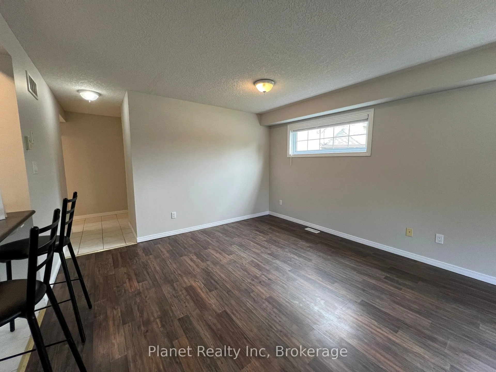 Photo 2 of 32 Floral Drive, Guelph, Dovercliffe Park/Old University — HOMEH